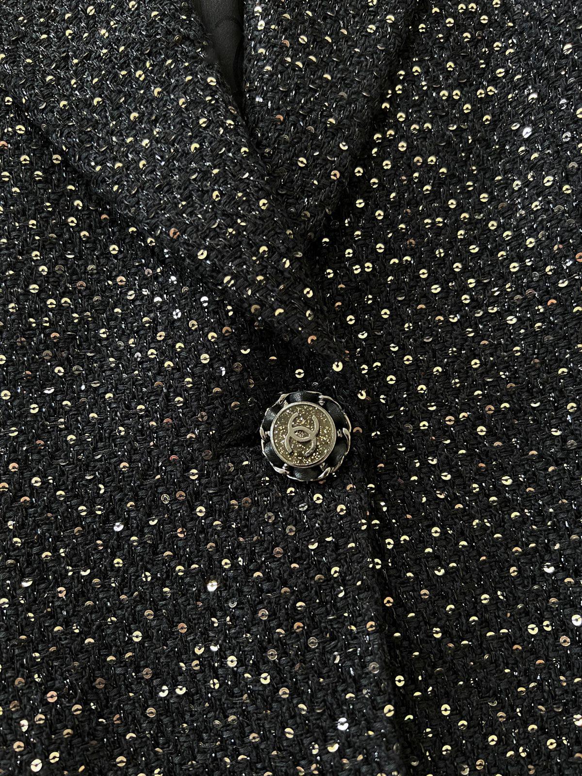 Chanel 11K$ Sarah Jessica Parker Style Black Tweed Jacket 40 FR In Excellent Condition In Dubai, AE