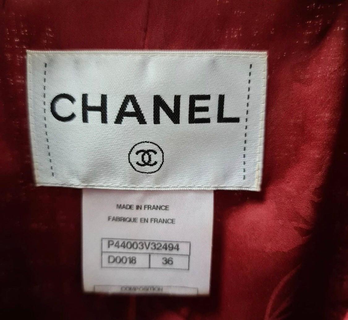 Chanel 12A Paris Bombay Gripoix Button Boucle Blazer Jacket In Excellent Condition In Krakow, PL