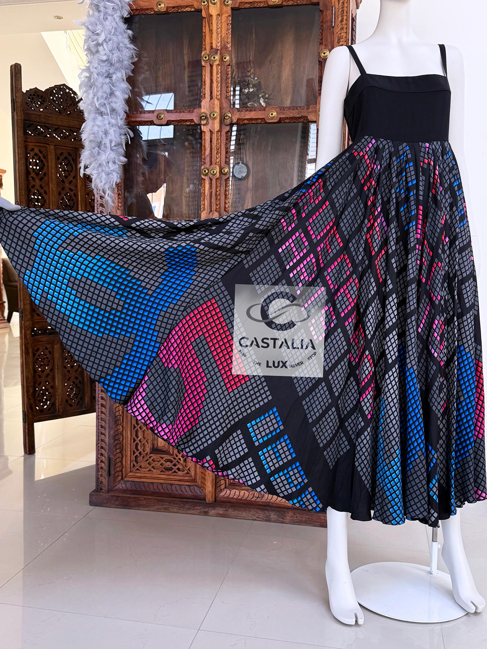 Chanel 12K$ Astonishing CC Giant Logo Maxi Silk Dress 40 FR For Sale 9