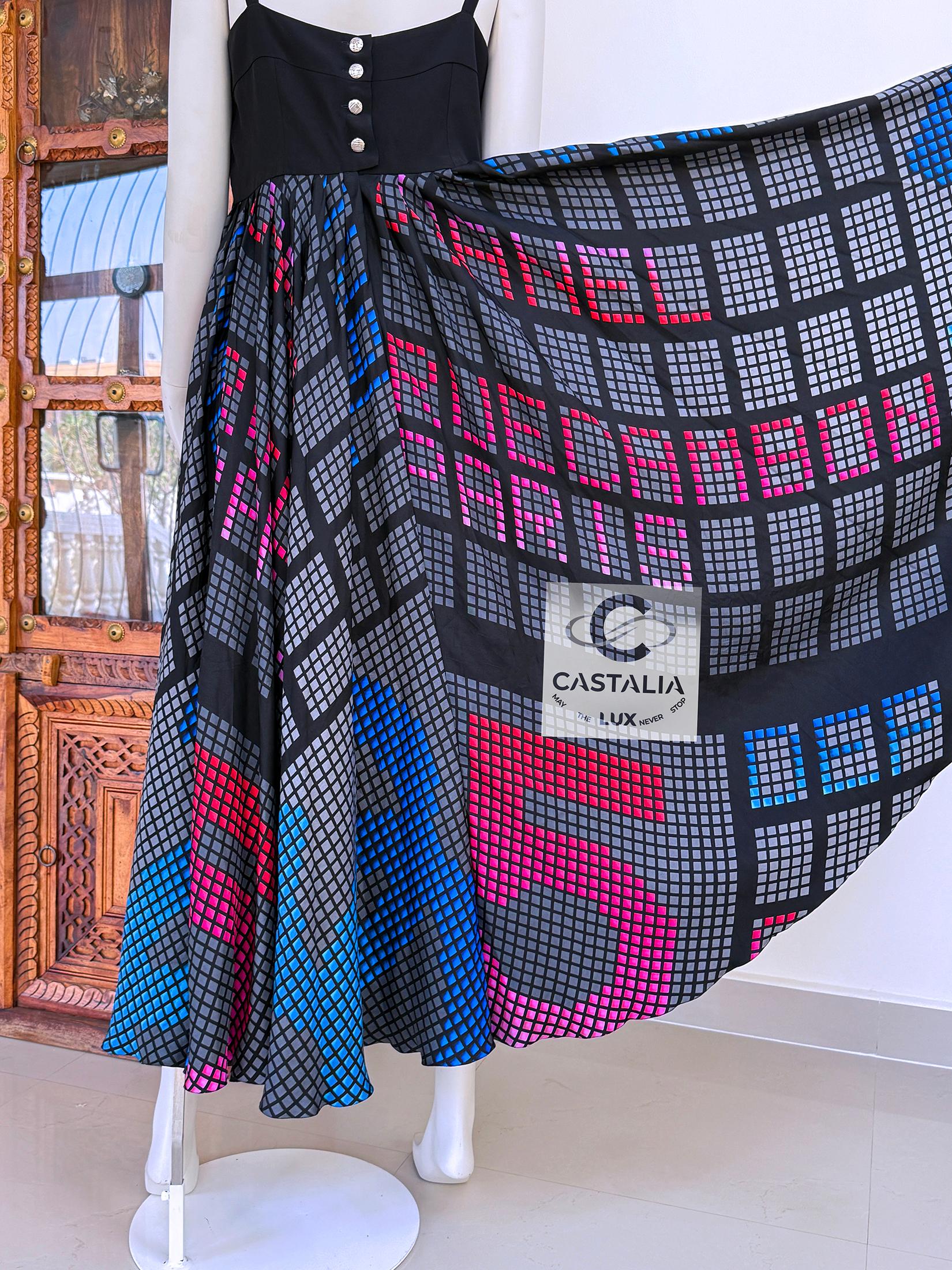 Chanel 12K$ Astonishing CC Giant Logo Maxi Silk Dress 40 FR For Sale 12