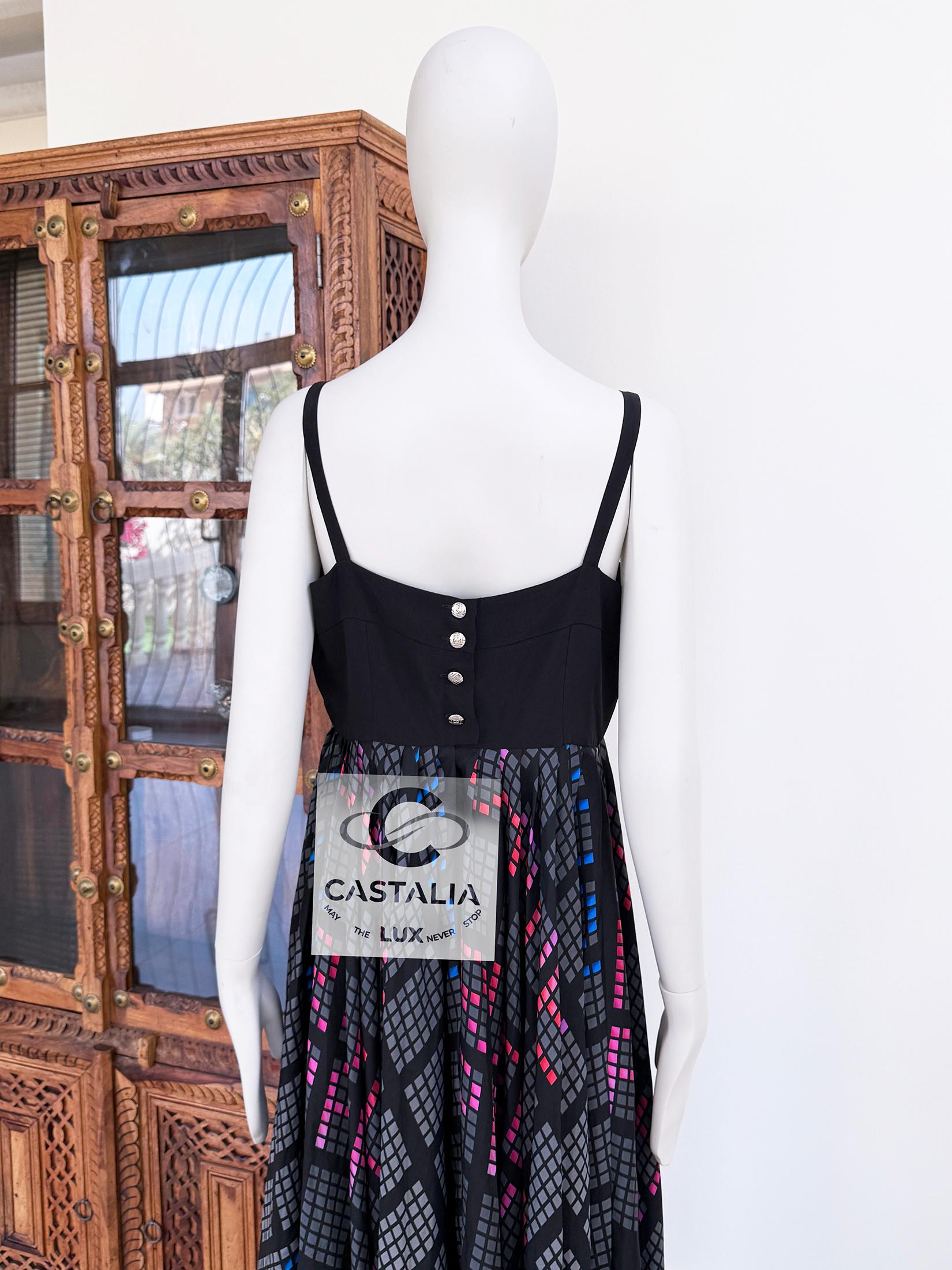 Chanel 12K$ Astonishing CC Giant Logo Maxi Silk Dress 40 FR For Sale 13