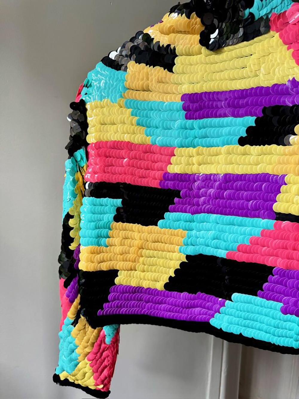 Chanel 12K$ Collectors 2001 Giacca bomber con paillettes 42 FR in vendita 5