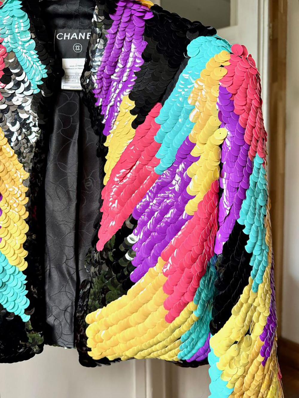 Chanel 12K$ Collectors 2001 Giacca bomber con paillettes 42 FR in vendita 1