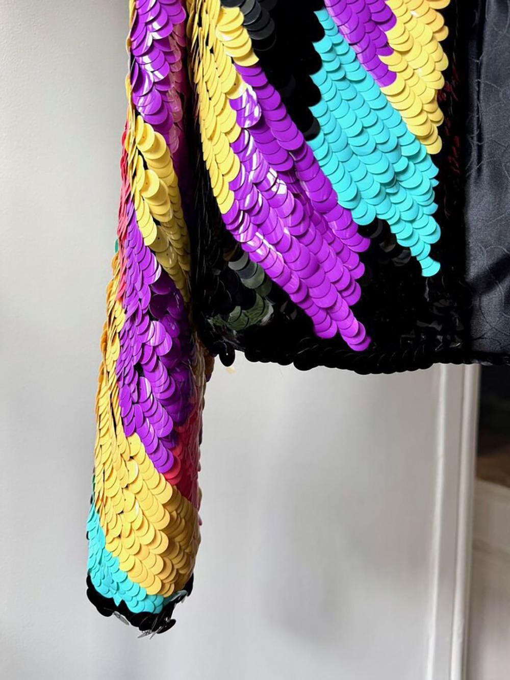 Chanel 12K$ Collectors 2001 Giacca bomber con paillettes 42 FR in vendita 3