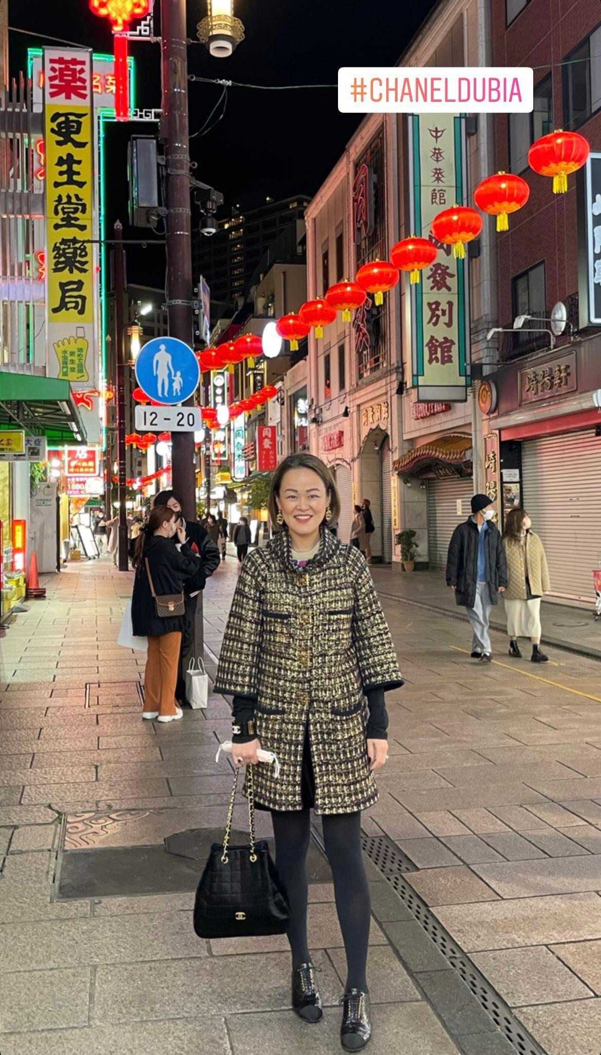 CHANEL 12K$ Iconic Collectible CC Gripoix Buttons Coat 34 FR im Angebot 3