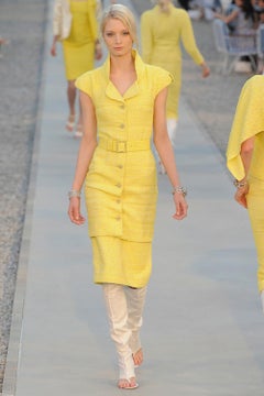 CHANEL 12K$ Iconic Yellow Tweed Dress with Belt 40 FR
