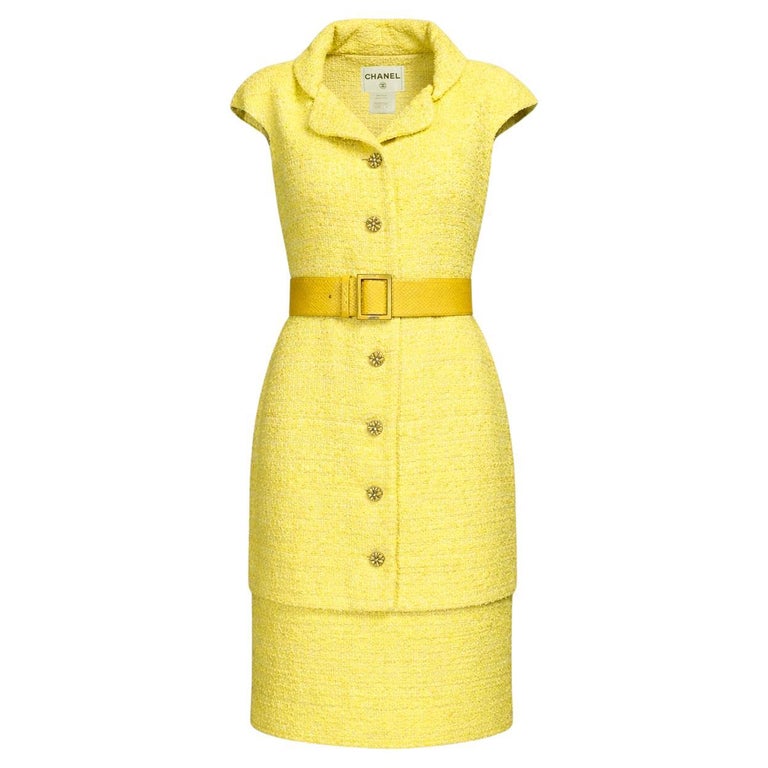CHANEL 12K$ Iconic Yellow Tweed Dress with Belt 40 FR at 1stDibs