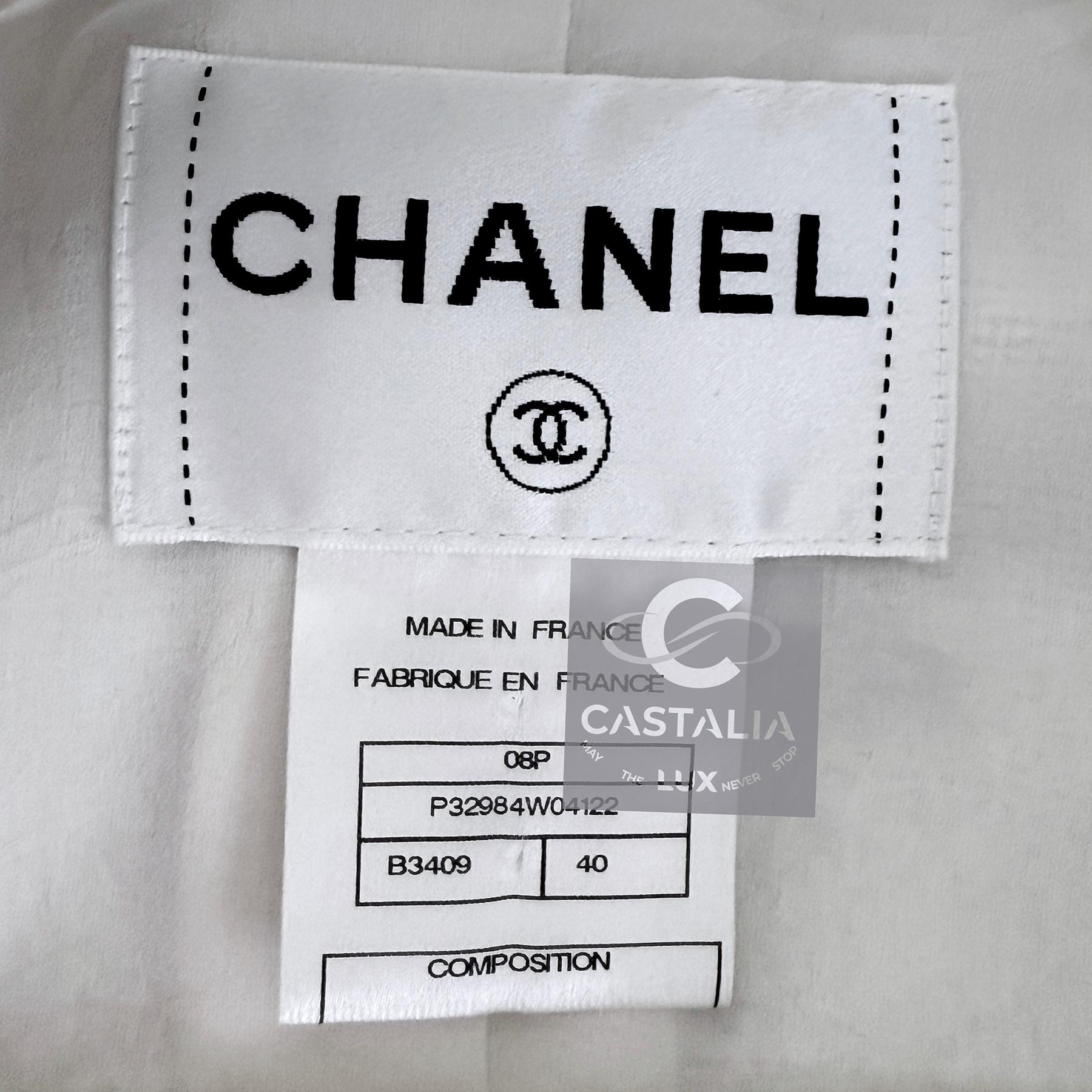 CHANEL 12K$ Museum Rare Chain Trim Ecru Tweed Jacket 40 FR en vente 14