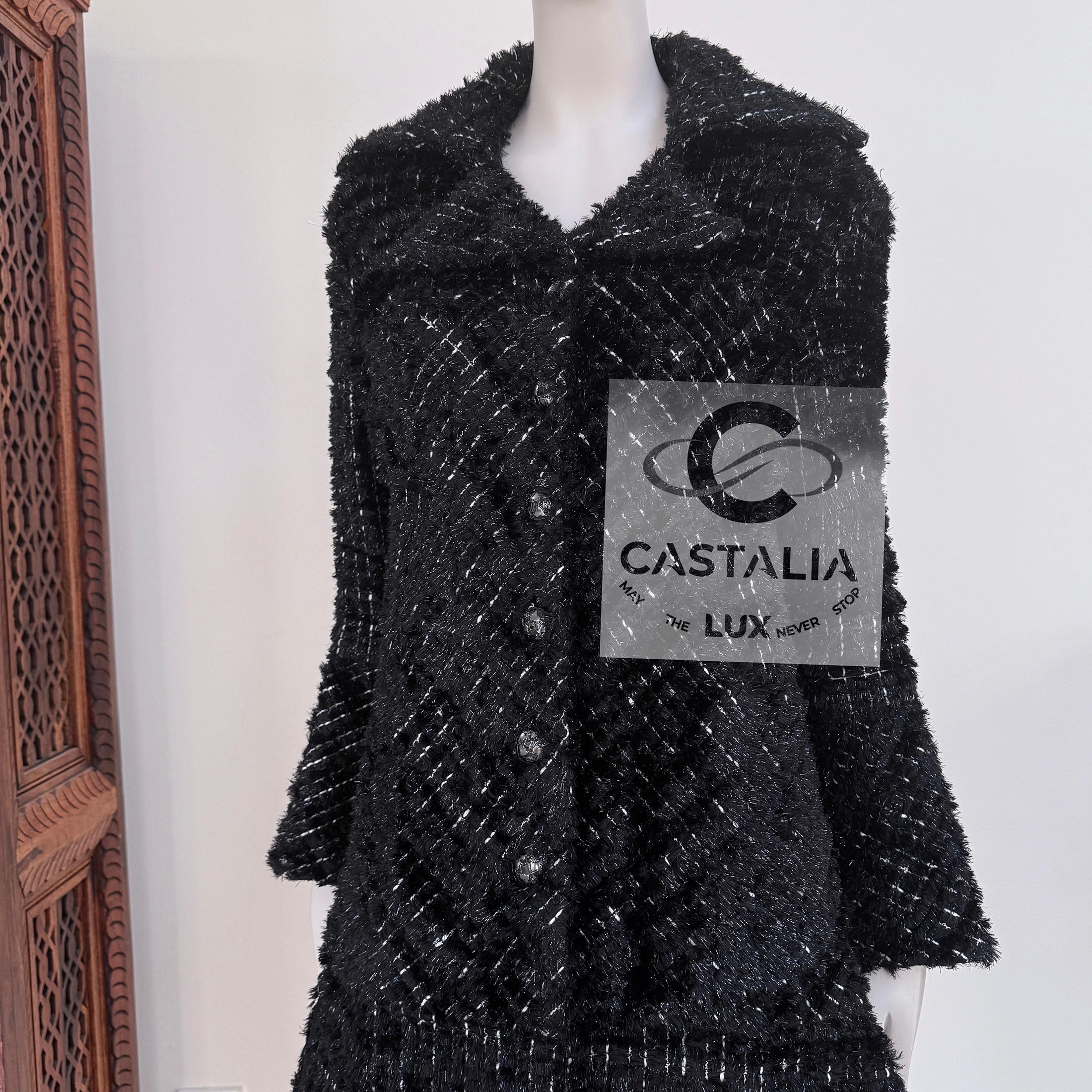 Chanel 12K$ New Cara Delevingne Style Fluffy Tweed Jacket 36 FR For Sale 6