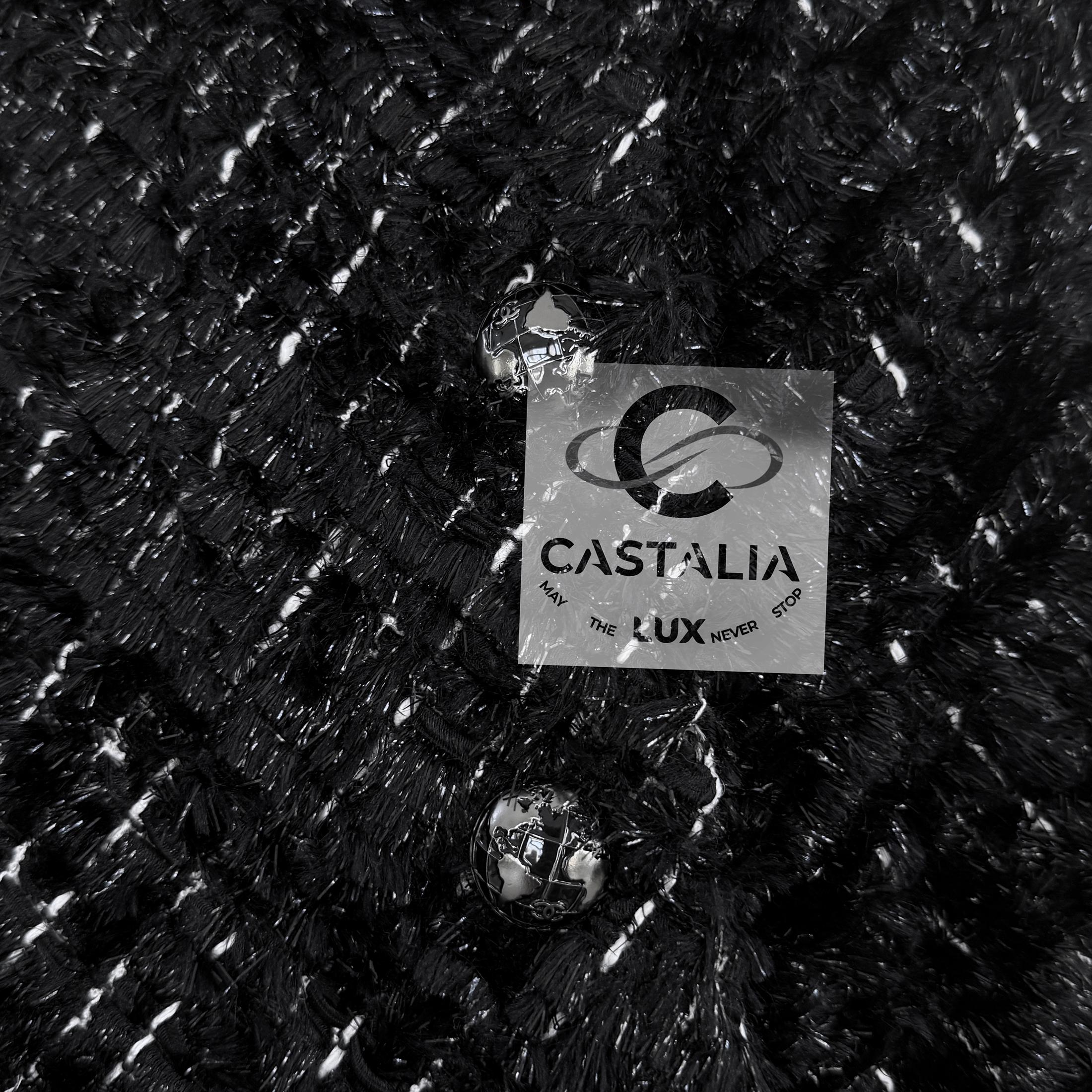 Chanel 12K$ New Cara Delevingne Style Fluffy Tweed Jacket 36 FR For Sale 8