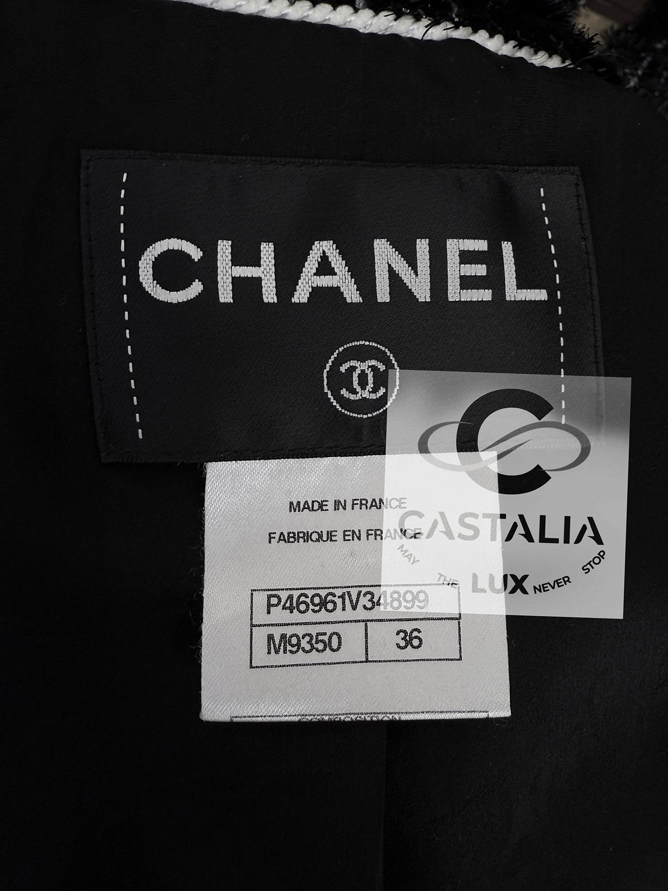 Chanel 12K$ New Cara Delevingne Style Fluffy Tweed Jacket 36 FR For Sale 14