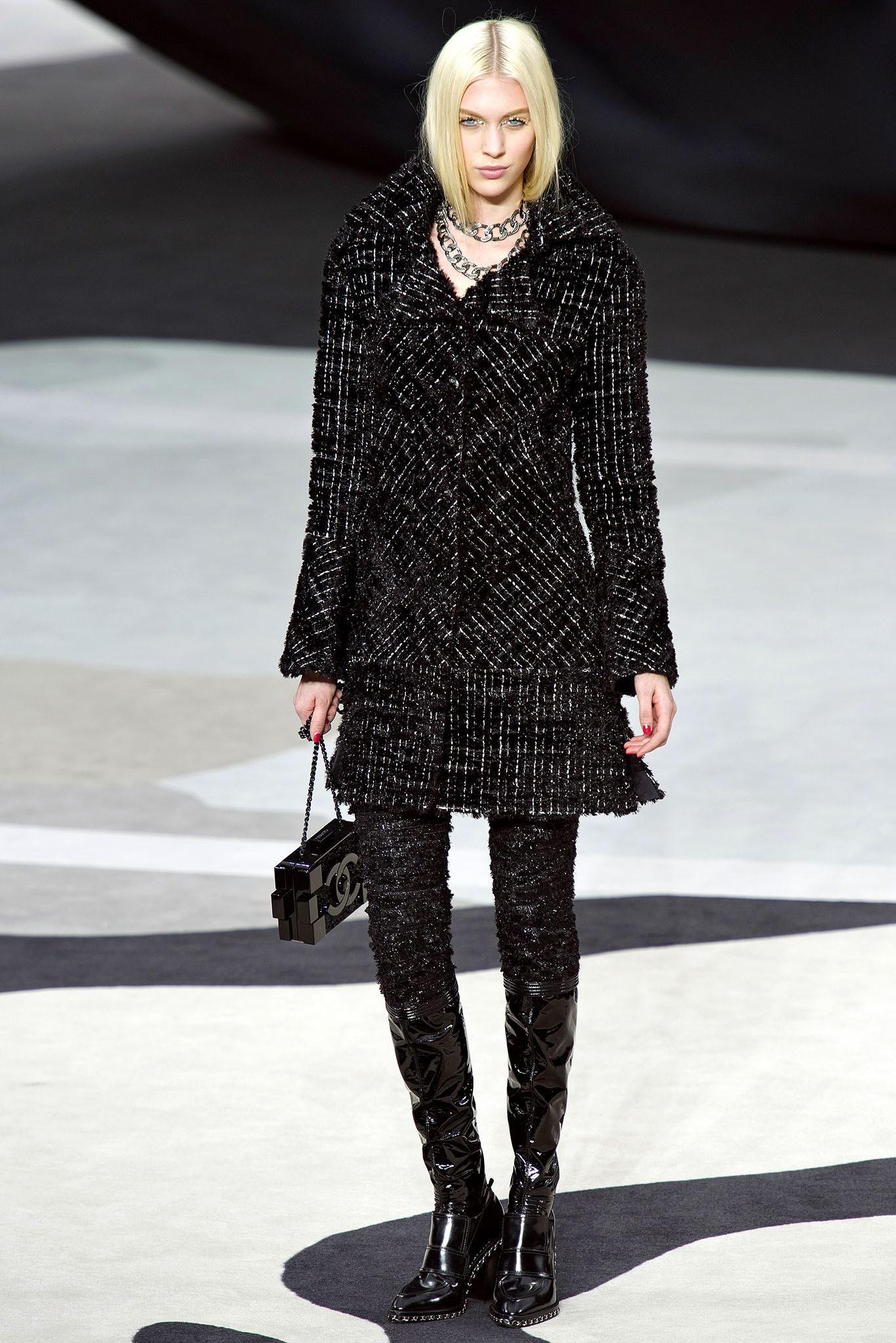 Black Chanel 12K$ New Cara Delevingne Style Fluffy Tweed Jacket 36 FR For Sale