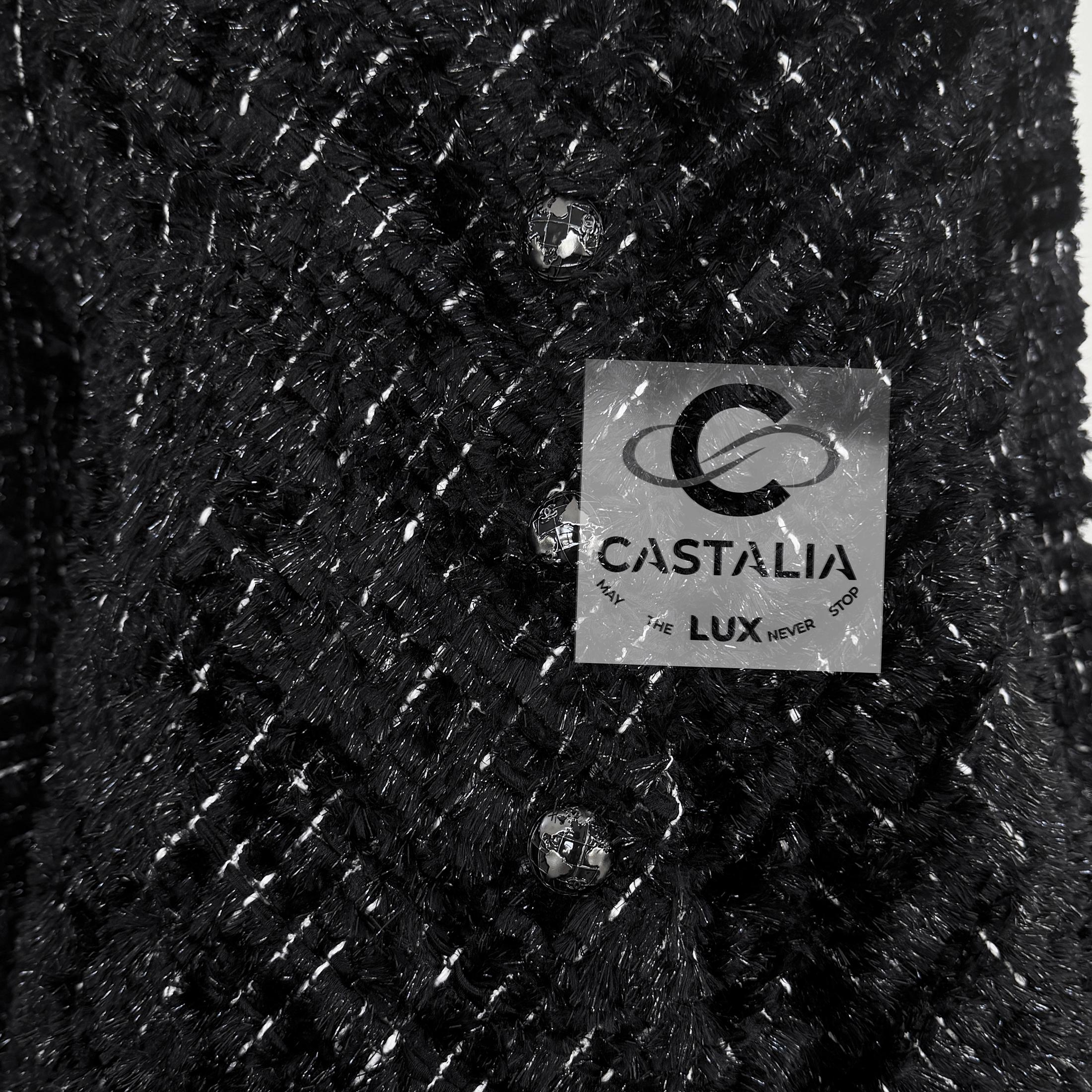 Chanel 12K$ New Cara Delevingne Style Fluffy Tweed Jacket 36 FR For Sale 2