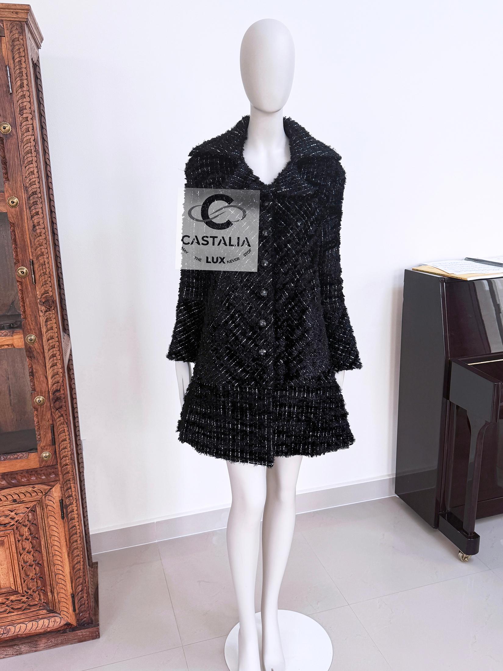 Chanel 12K$ New Cara Delevingne Style Fluffy Tweed Jacket 36 FR For Sale 4