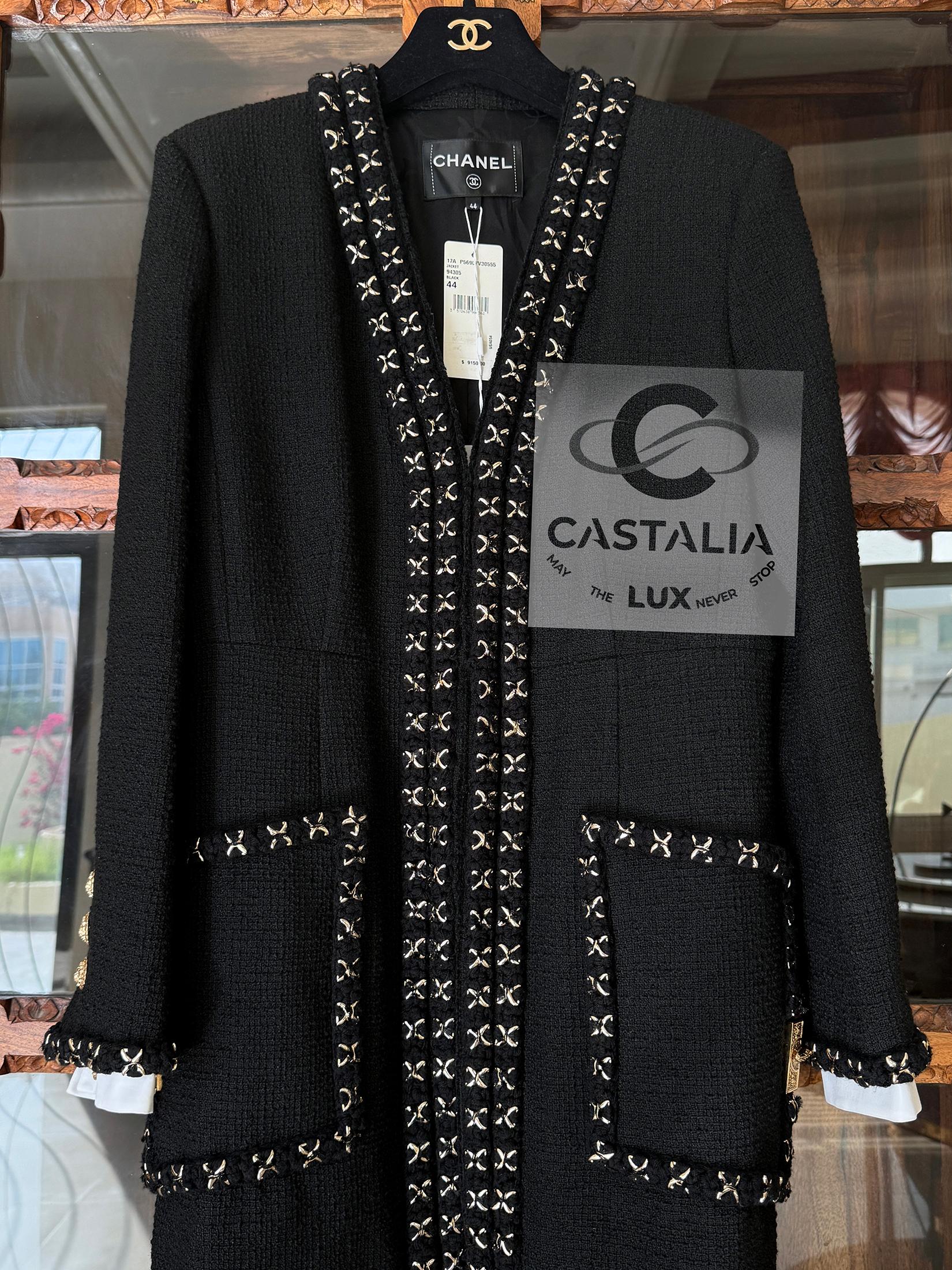 Chanel 12K$ New Paris / Cosmopolite Chain Trimmed Black Tweed Jacket 44 FR 8