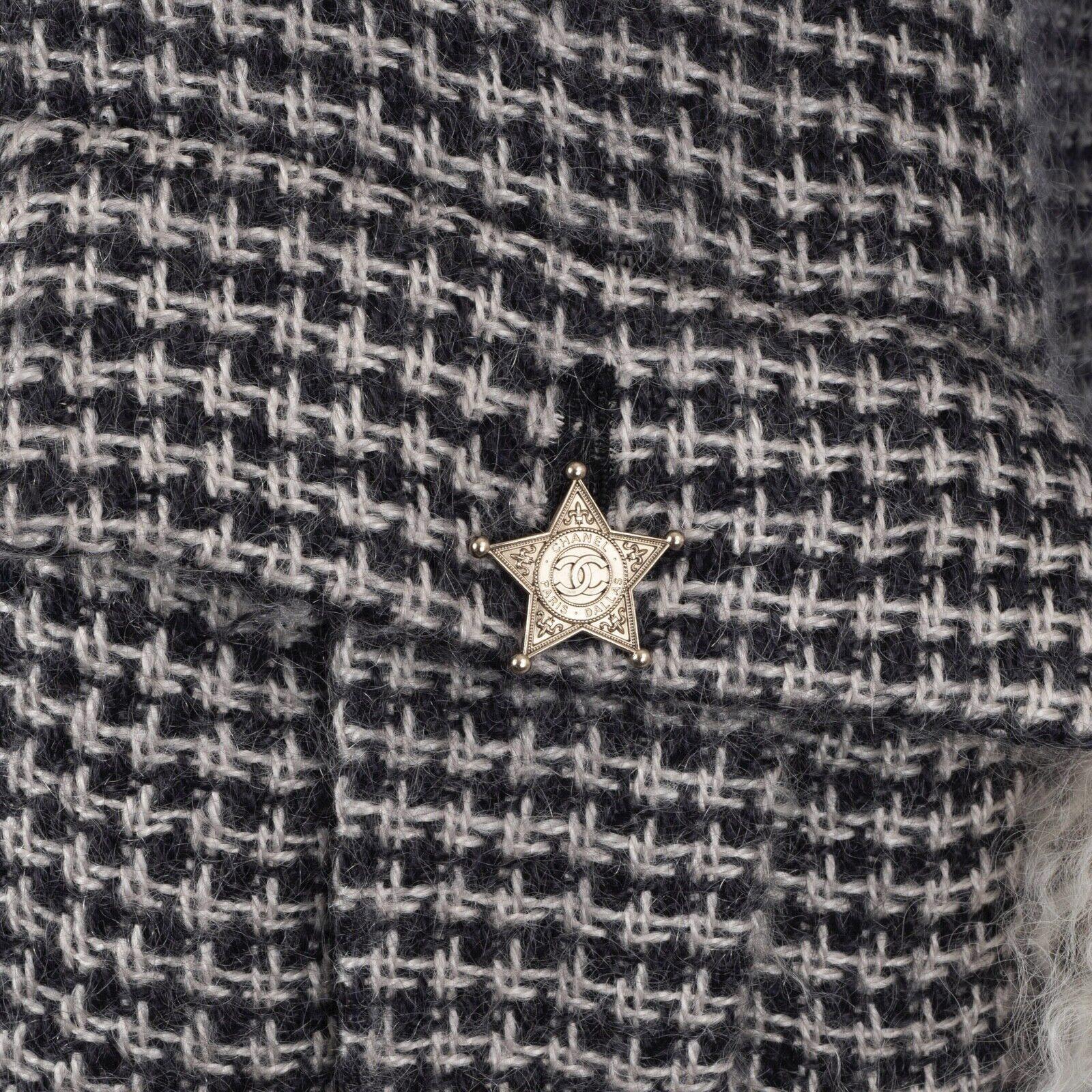 Women's or Men's Chanel 12K Paris / Dallas Runway CC Buttons Tweed Coat For Sale