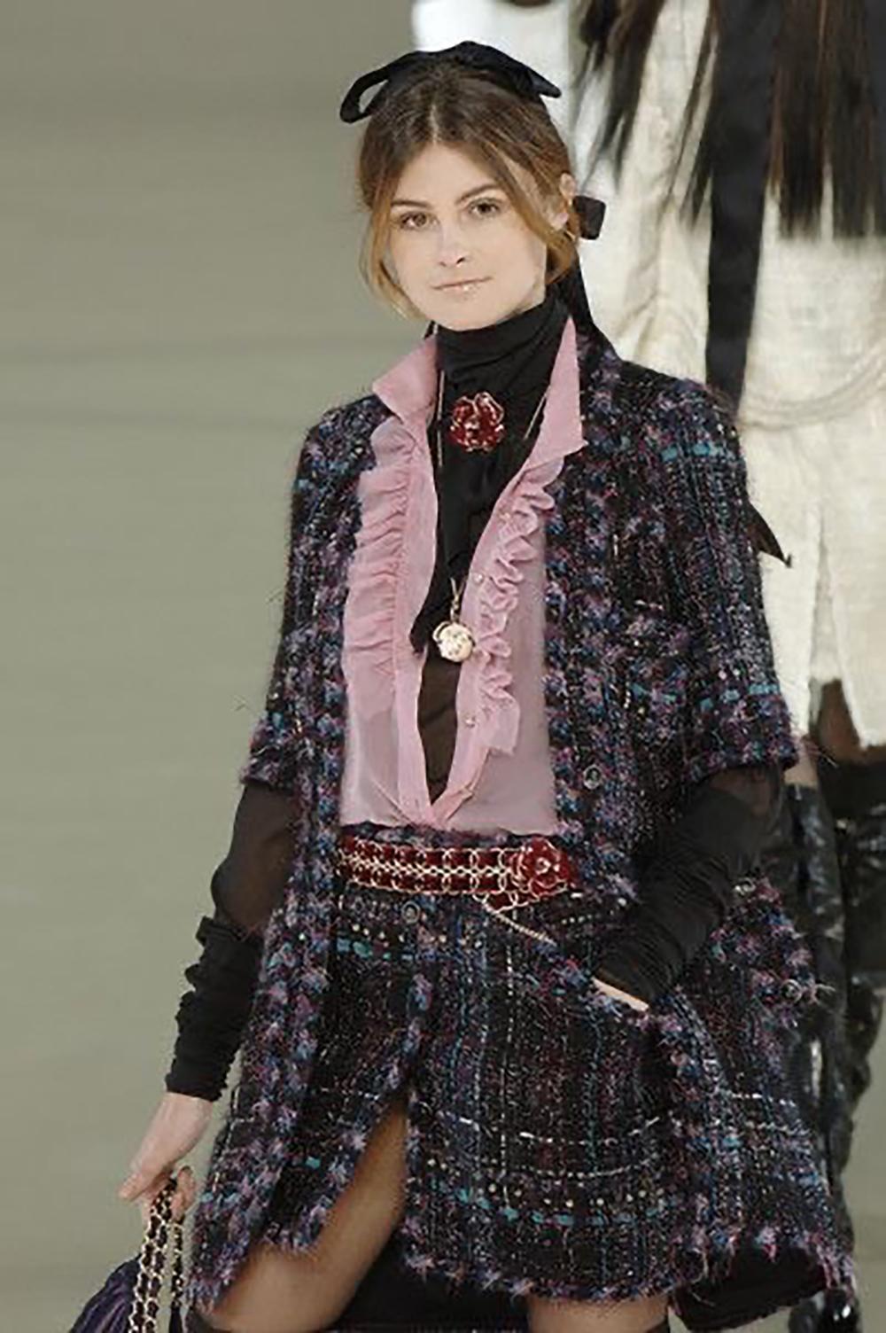 CHANEL 12K$ París / Mónaco Chaqueta de tweed Lesage con cinturón 40 FR en Excelente estado para la venta en Dubai, AE