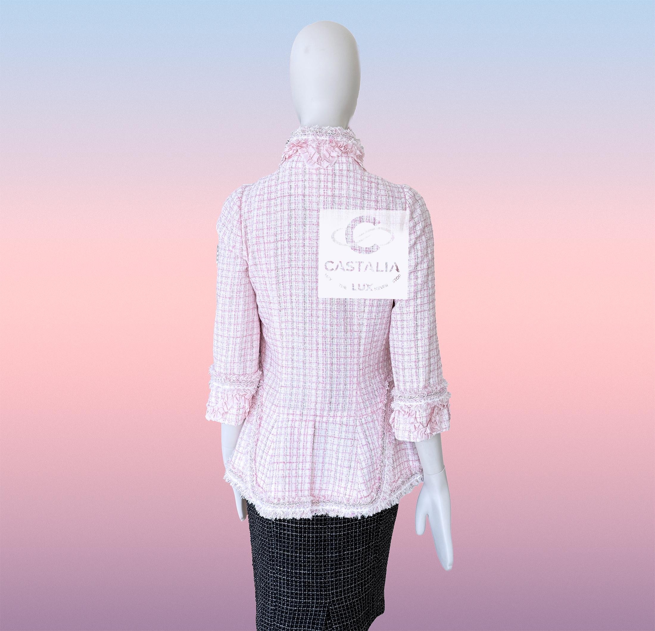 Chanel 12K$ Giacca in tweed barocco pastello 36 FR in vendita 8