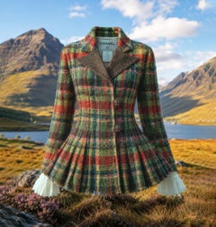 CHANEL 12K$ Rare Paris / EDINBURGH Runway Tweed Jacket 34 FR
