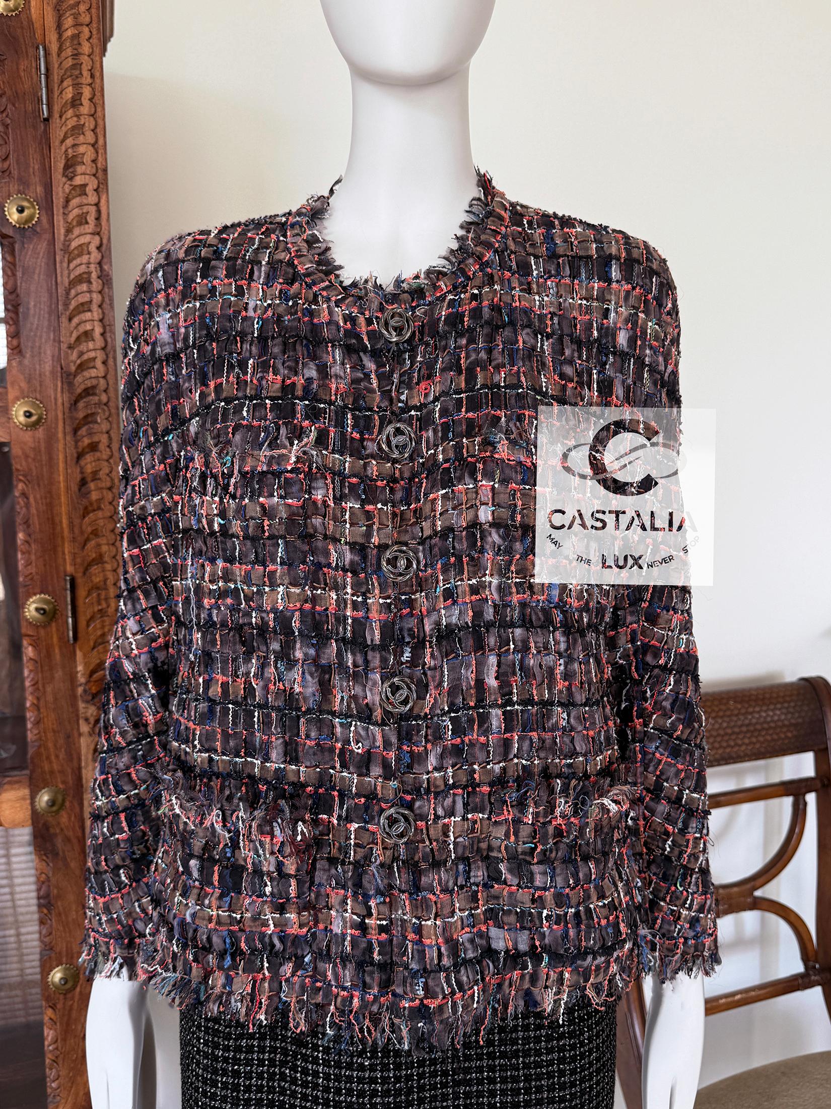 Exquisite Chanel jacket ~ made of most precious Ribbon Lesage tweed ~ today's boutique price starts from 15,000€ for similar tweed jackets
- colours, shades and details of the tweed is state-of-art!
- CC logo buttons front closure
- tonal silk