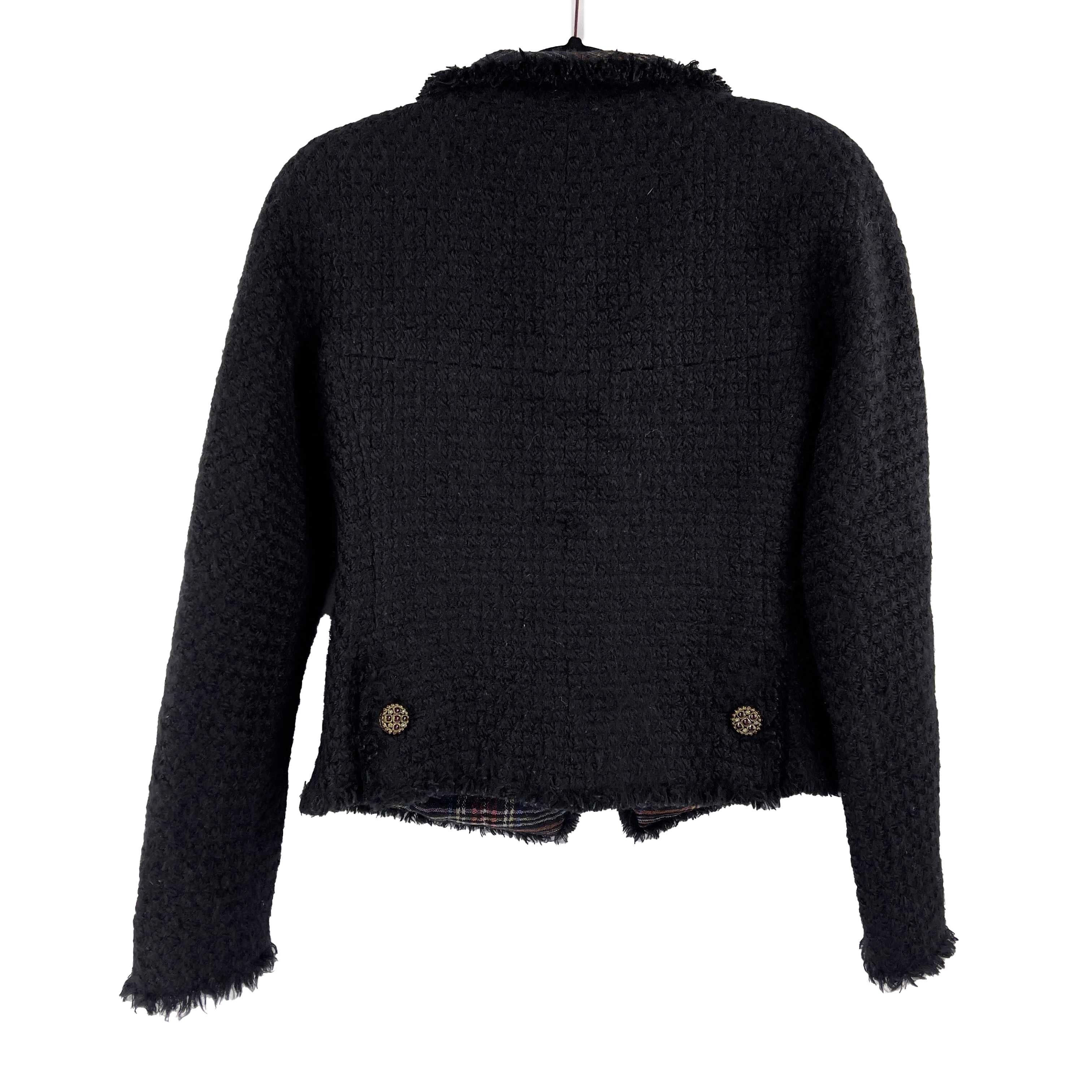 CHANEL -13A Paris-Edinburgh Black Tweed Plaid Jacket - Gripoix Buttons - 36 US 6

Description

Pre-Fall 2013 Paris-Edinburgh
