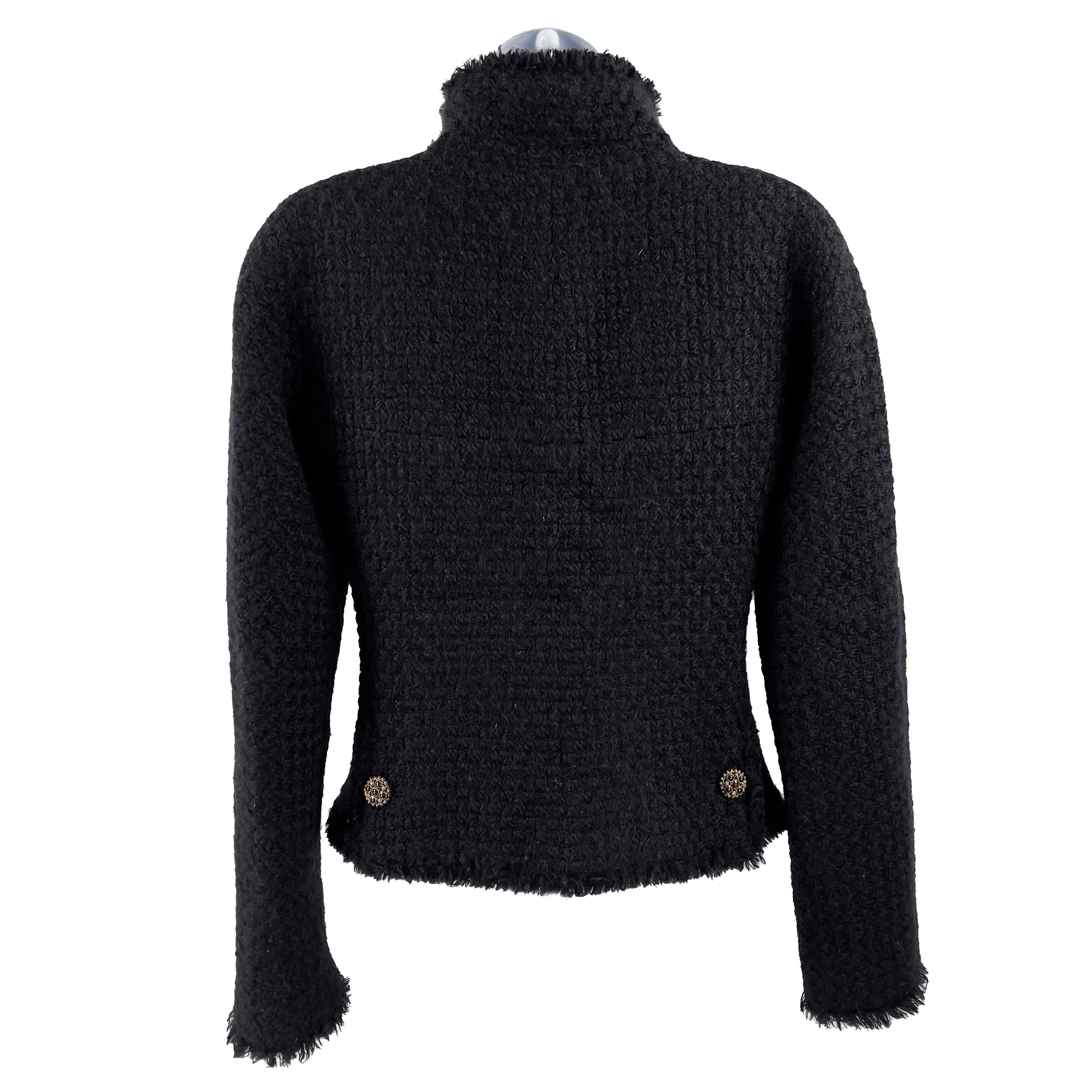 Women's CHANEL -13A Paris-Edinburgh Black Tweed Plaid Jacket - Gripoix Buttons - 36 US 6