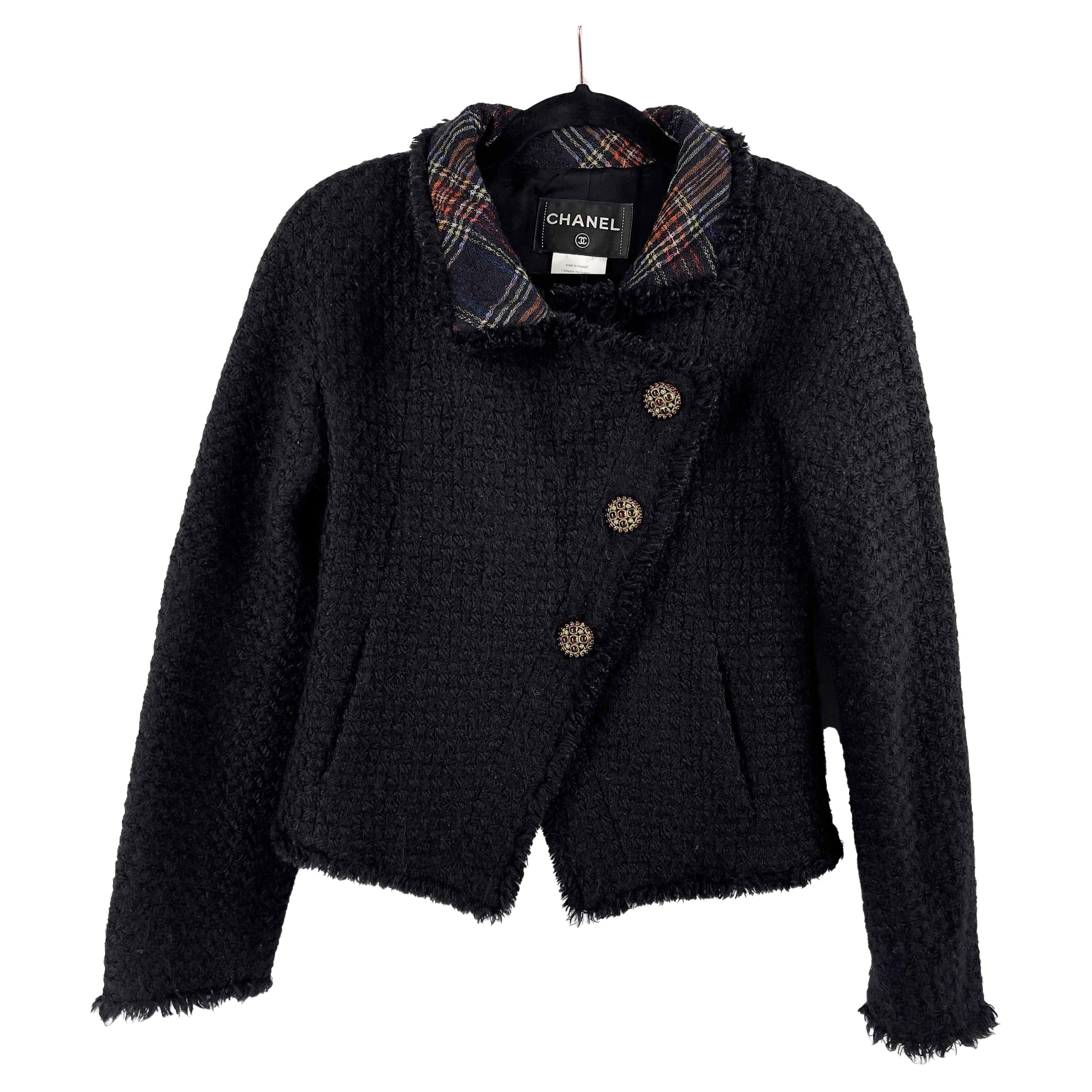 CHANEL -13A Paris-Edinburgh Black Tweed Plaid Jacket - Gripoix Buttons - 36 US 6