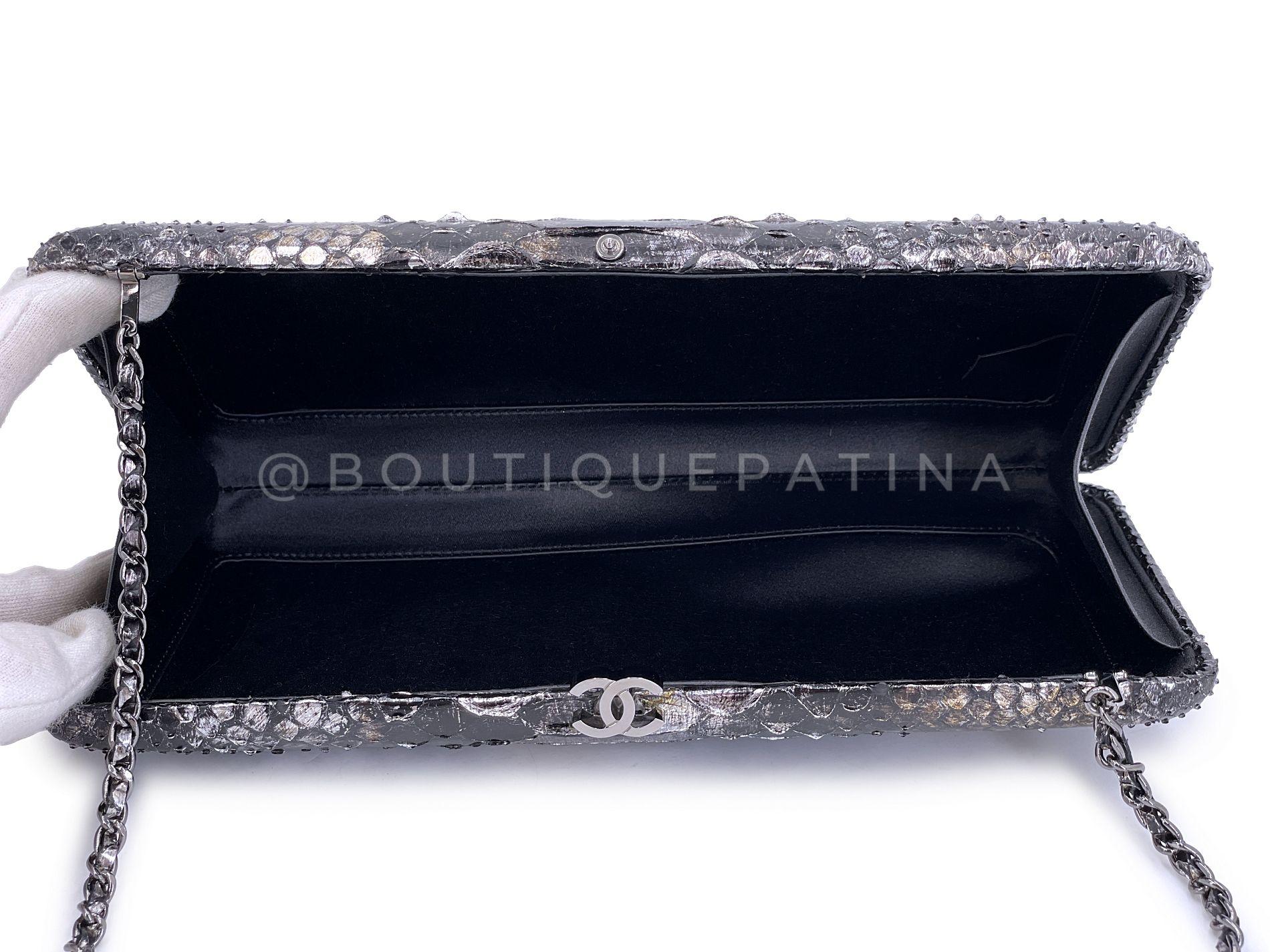 Chanel 13A Paris-Edinburgh Silver Ombre Python Clutch on Chain Evening Bag 68467 For Sale 5
