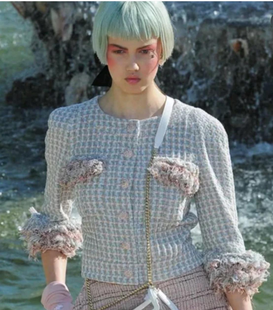 CHANEL 13C Rose Garden Tweed Ruffle Cropped Jacke Sz.38 im Angebot 2