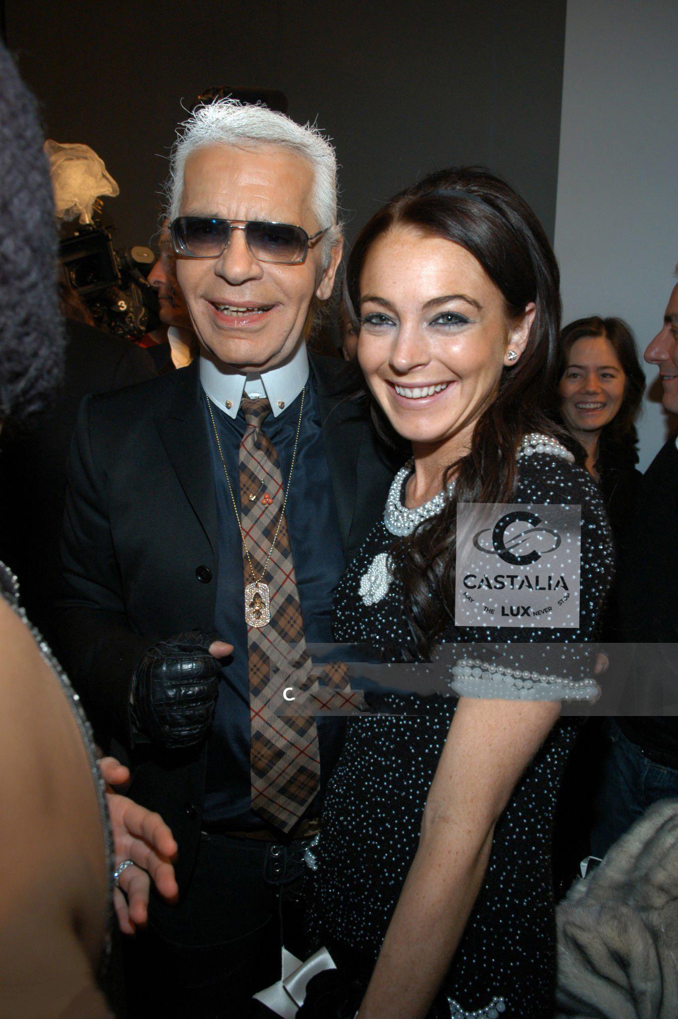 CHANEL 13K$ Schwarzes perlenbesetztes Kleid mit Jewell-Brosche 40 FR für Damen oder Herren im Angebot