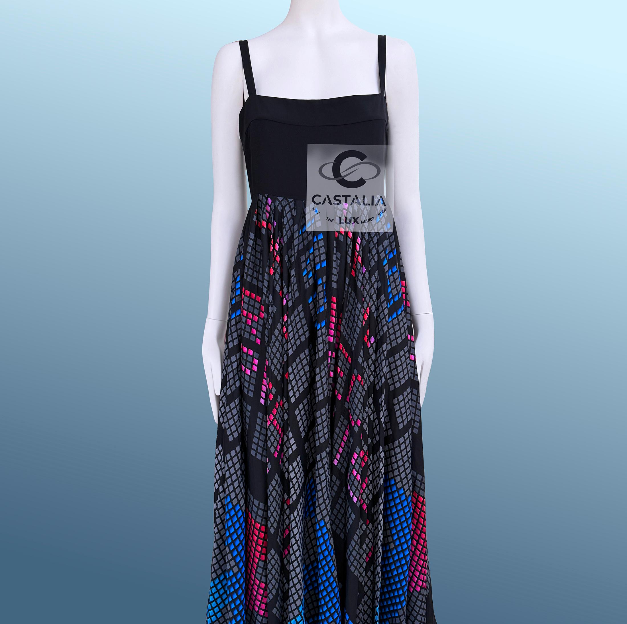 Chanel 13K$ CC Logo Maxi Abito in seta 40 FR in vendita 2