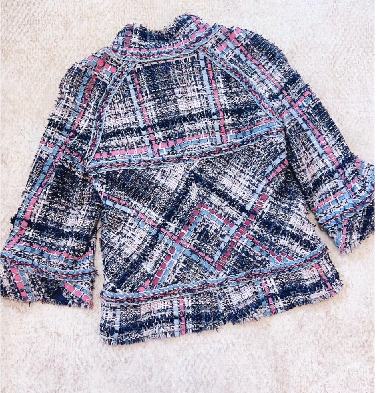 Chanel 13K$ Giacca in tweed con nastro da collezione 40 FR 2