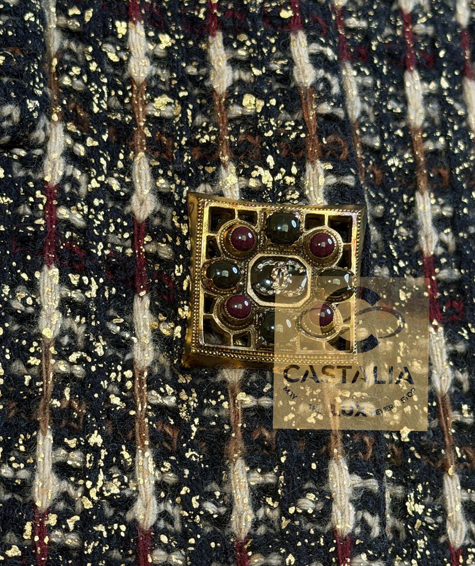 CHANEL 13K$ Icónico París / Byzance CC Gripoix Botones Abrigo 36 FR en venta 7