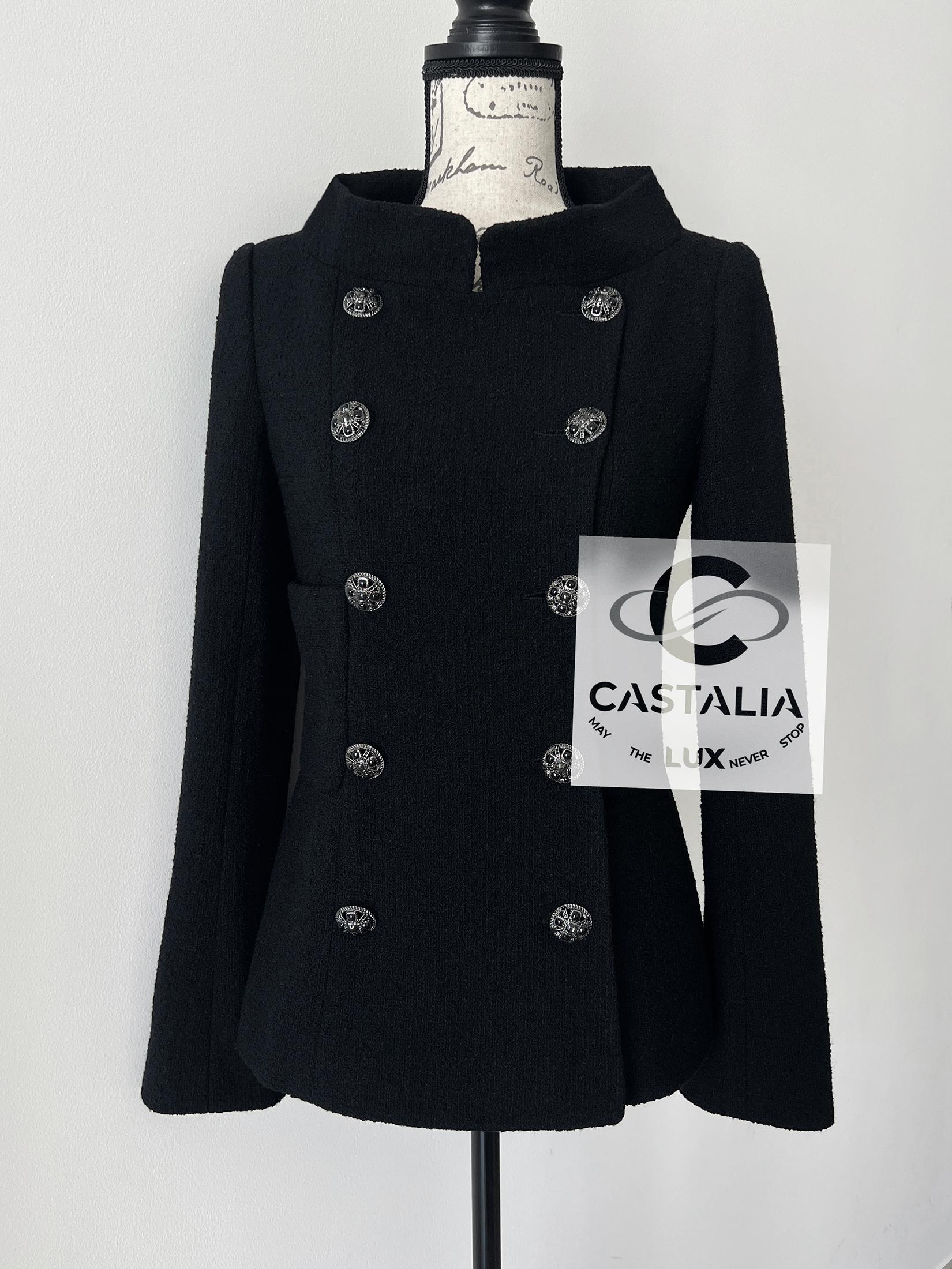 Women's or Men's Chanel 13K$ Lady Gaga Style Statement Black Tweed Jacket 40 FR For Sale
