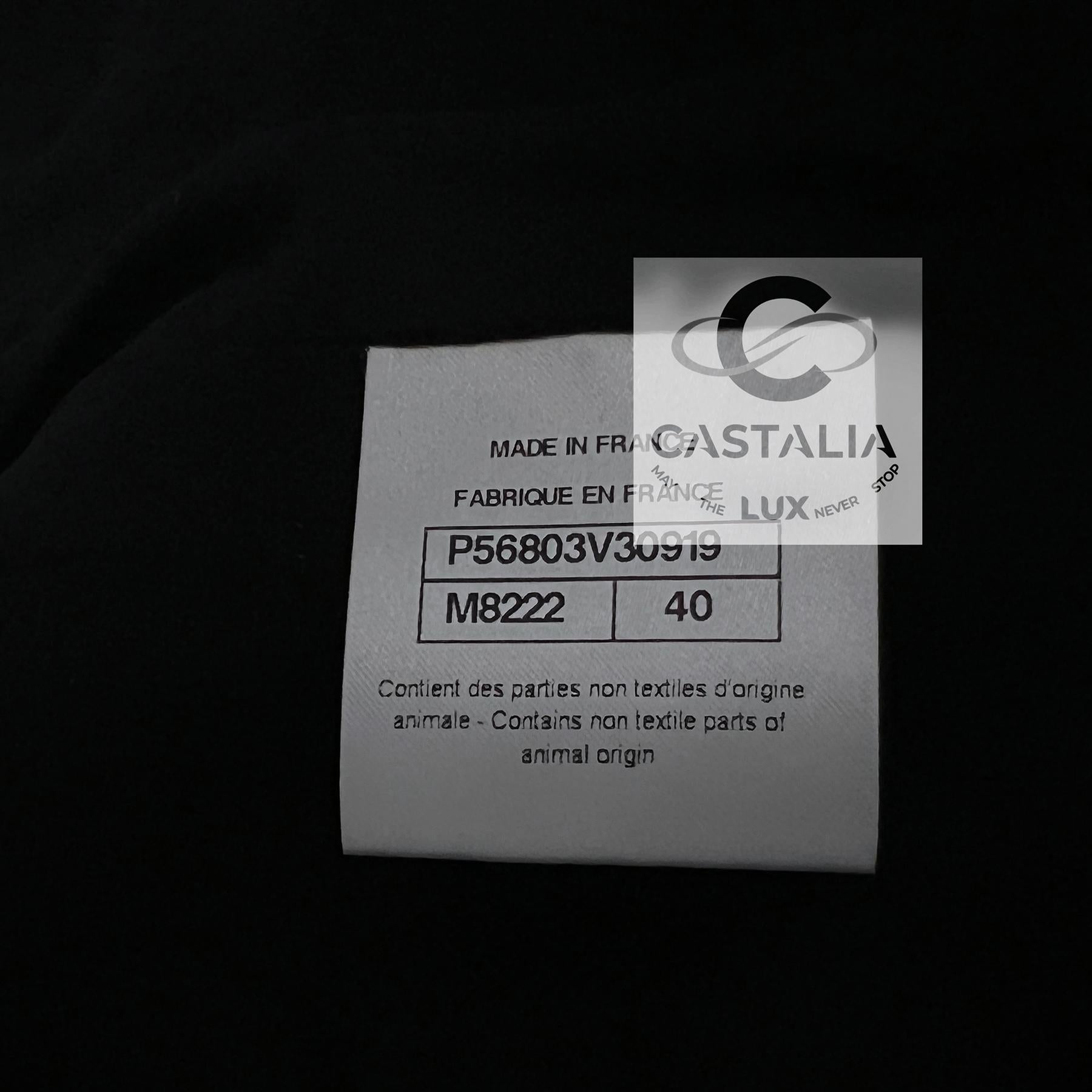 Chanel 13K$ Nuova Parigi / Cosmopolite Giacca in tweed nero 40 FR in vendita 12