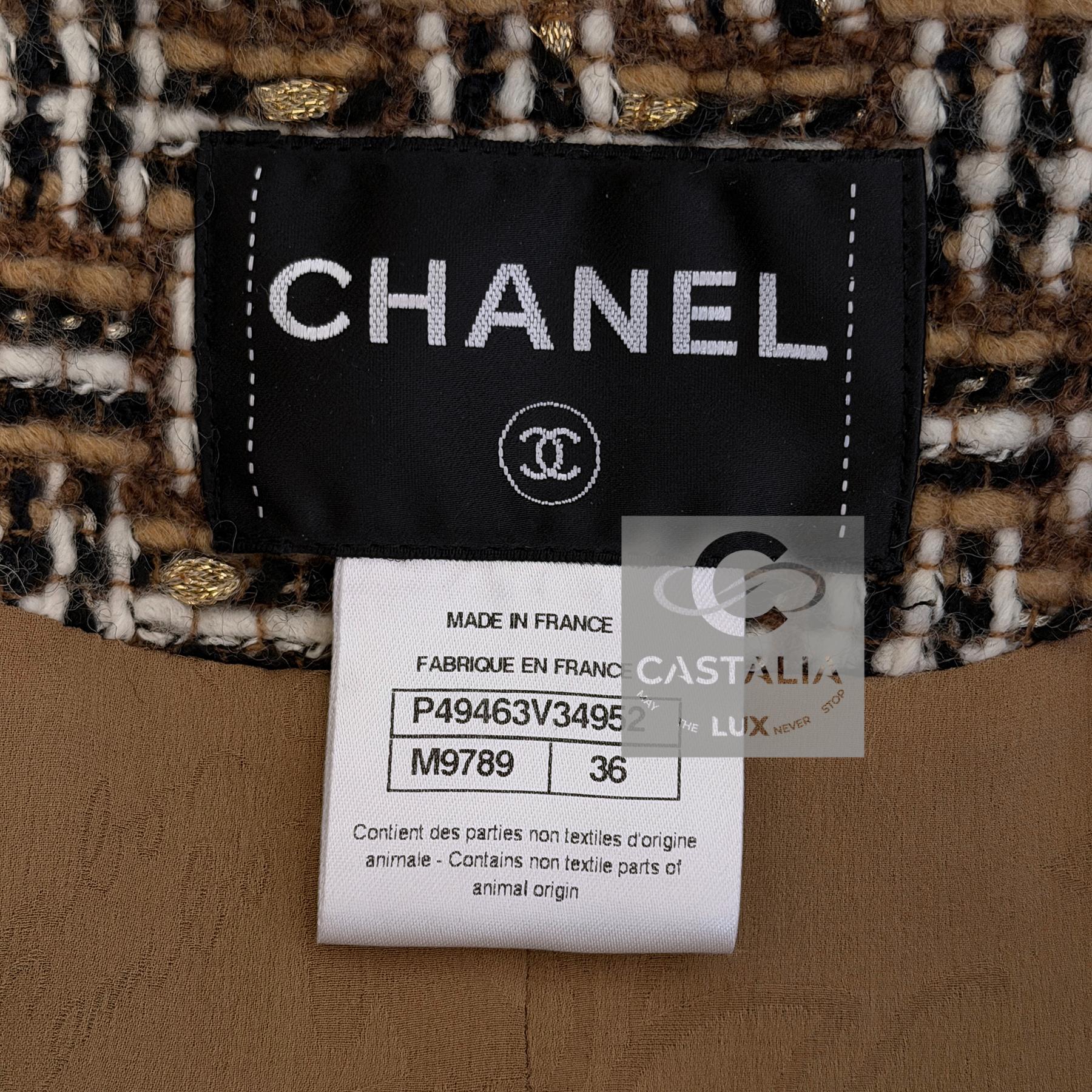 CHANEL 13K$ New Paris / Dallas CC Star Buttons Beige Tweed Jacket For Sale 14