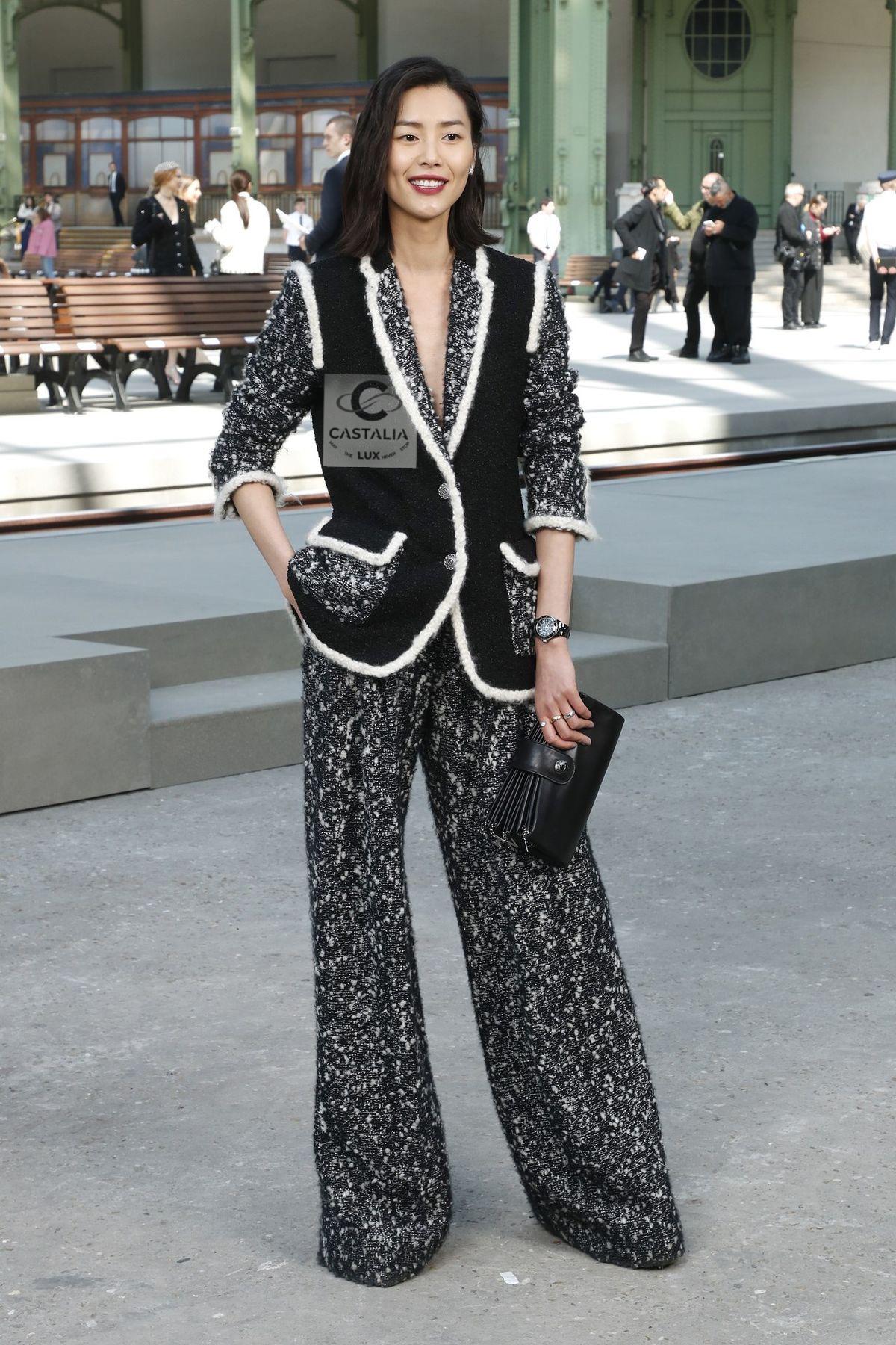 Chanel 13K$ Nuova Giacca Vittoria Ceretti in Tweed Nero 34 FR in vendita 1