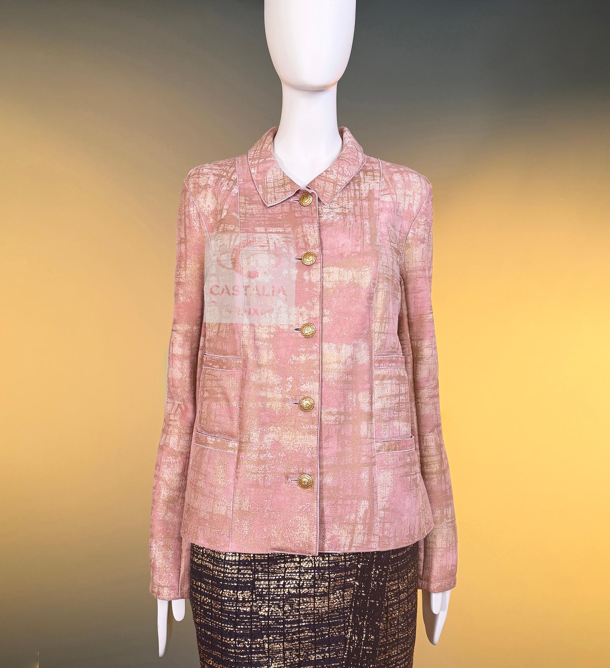 Chanel 13K$ Paris / Biarritz Sammler Lederjacke 44 FR für Damen oder Herren im Angebot