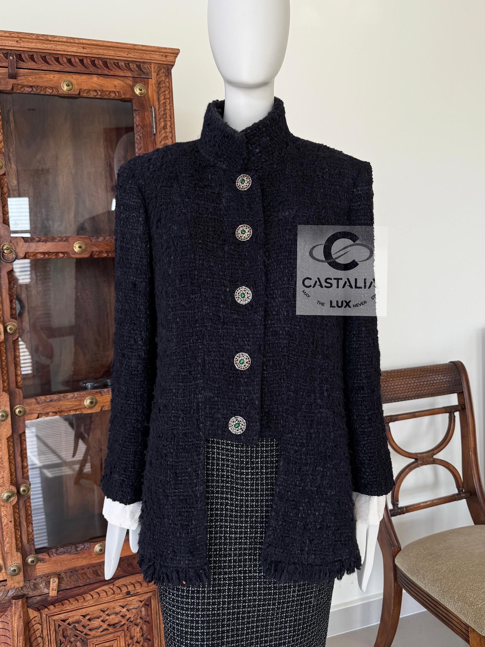 Chanel 13K$ Paris / Bombay CC Gripoix Buttons Black Tweed Jacket 50 FR 4