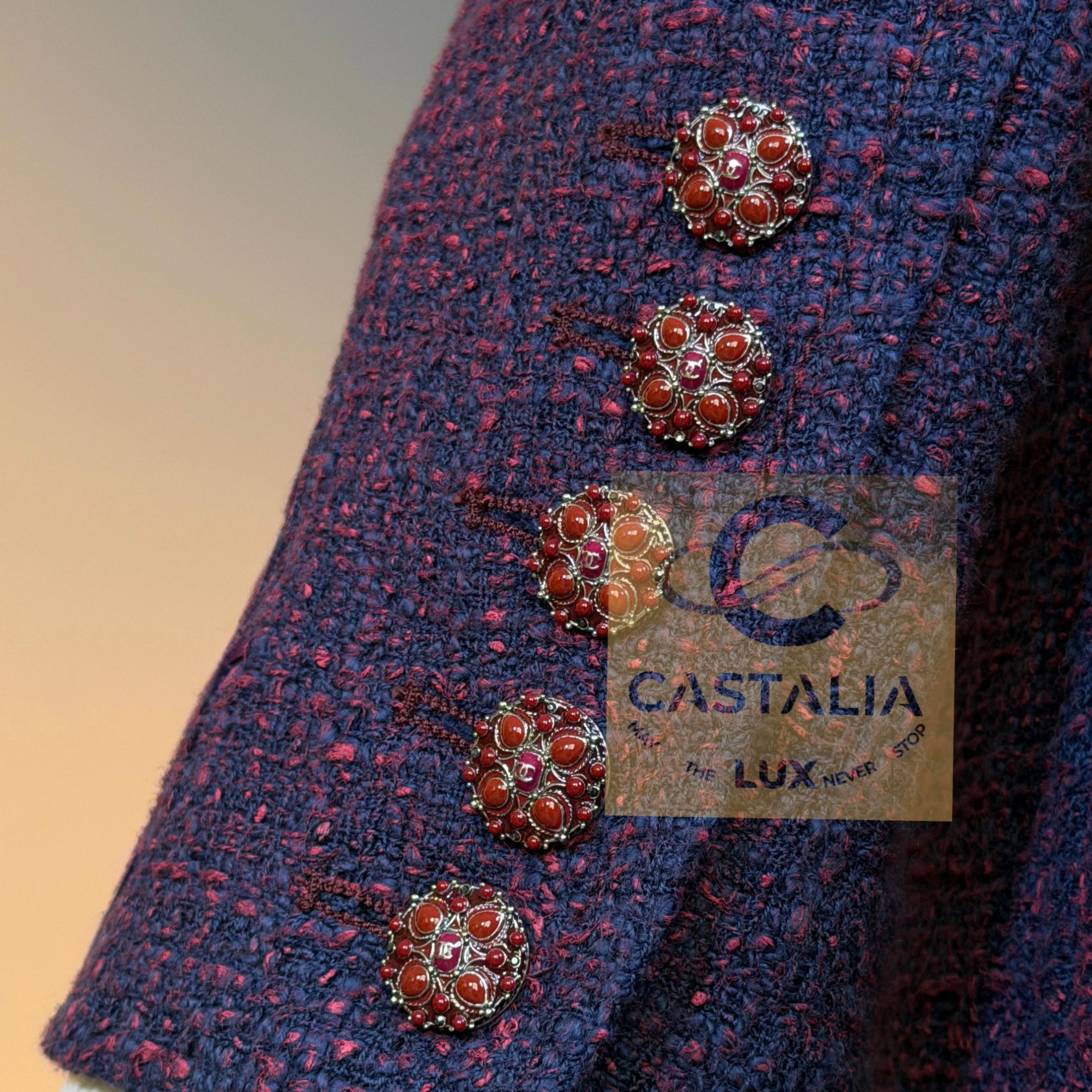 Chanel 13K$ Parigi / Bombay CC Gripoix Bottoni Cappotto in tweed 48 FR in vendita 8