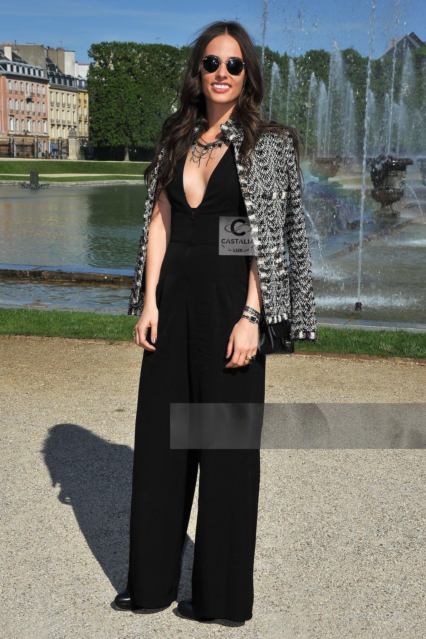 CHANEL 13K$ Paris / Bombay Runway Tweed Jacket 42 FR Neuf - En vente à Dubai, AE