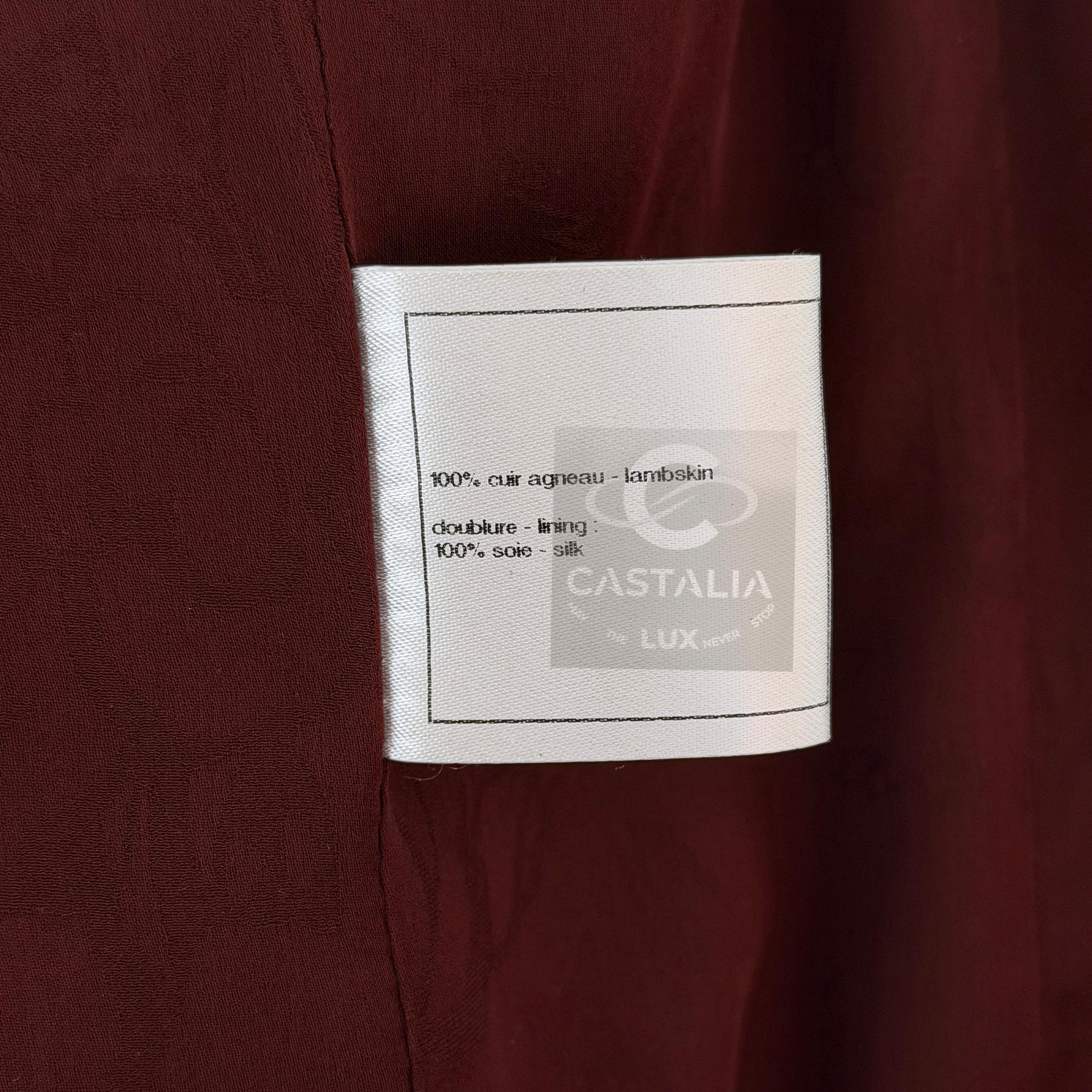 Chanel 13K$ Parigi / Edimburgo CC Gripoix Bottoni Giacca in pelle 40 FR in vendita 12