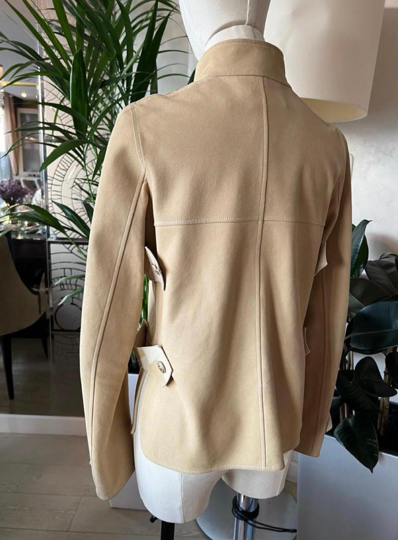 Chanel 13K$ Giacca in pelle beige da passerella 36 FR 5