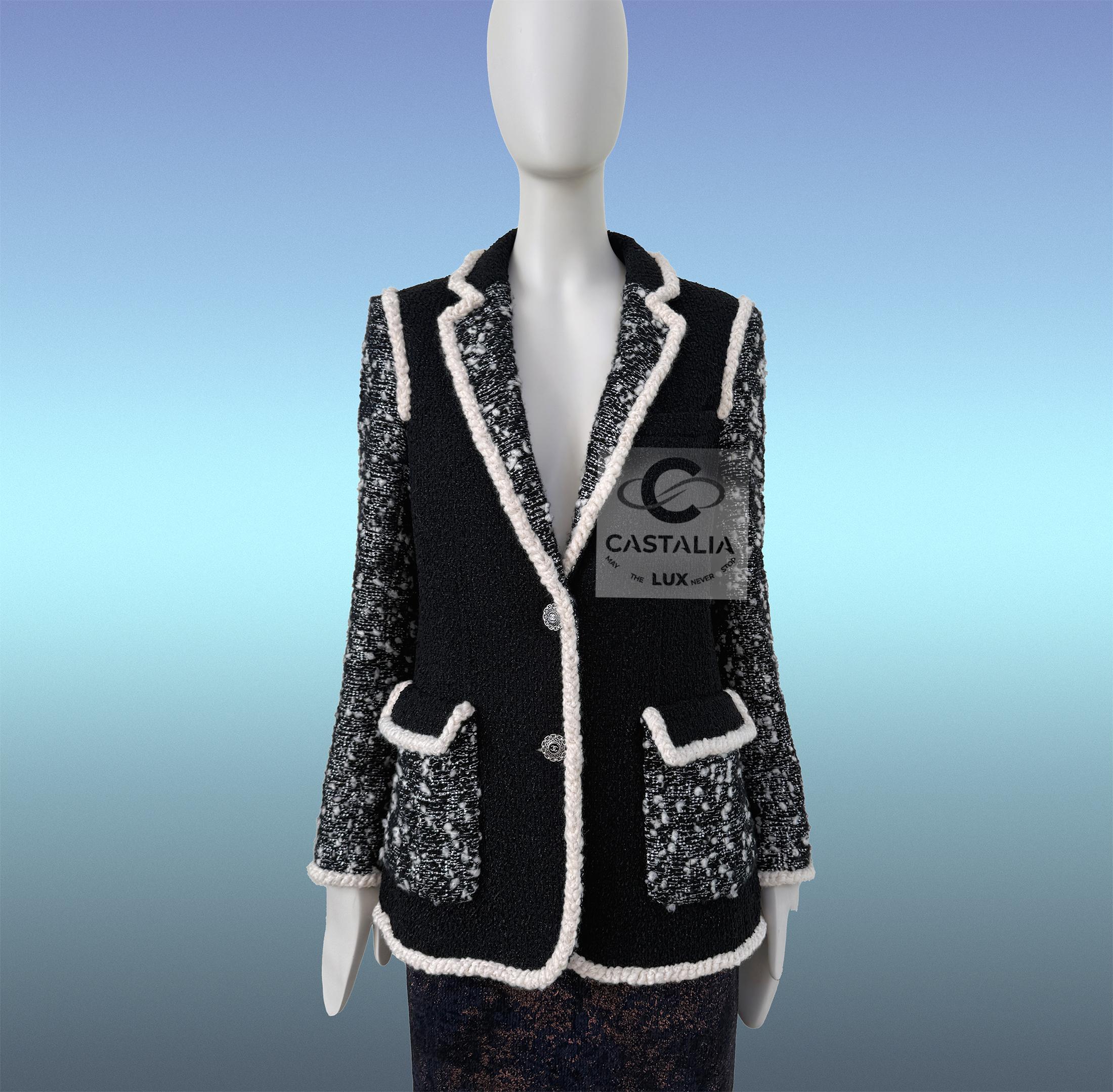 Chanel 13K$ Runway Black Jacket Sequin Embellishment 34 FR For Sale 4