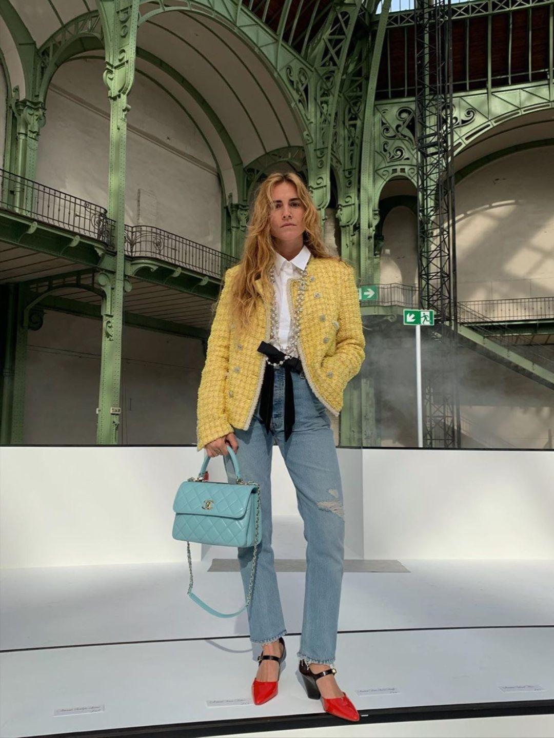 CHANEL 13K$ Statement Sunlight Tweed Jacket with Chain Link Trim 36 FR Neuf - En vente à Dubai, AE