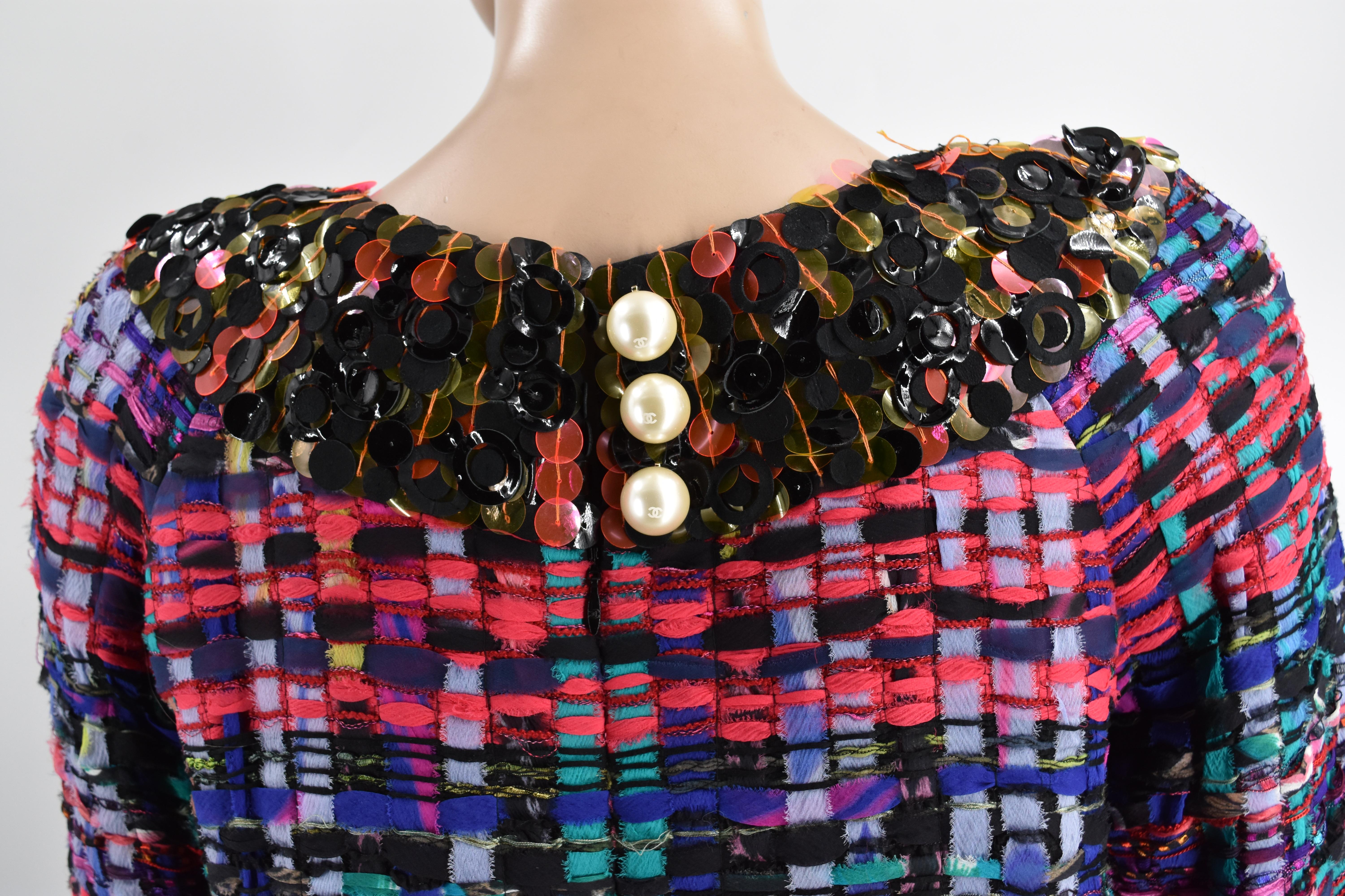 Chanel 13P Spring 2013 Wool Tweed Runway Sequins Faux Pearl Dress 38 New In New Condition For Sale In Merced, CA