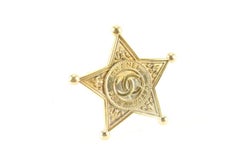 Chanel 14a Dallas Paris Sheriff Star Brooch 94ck630s