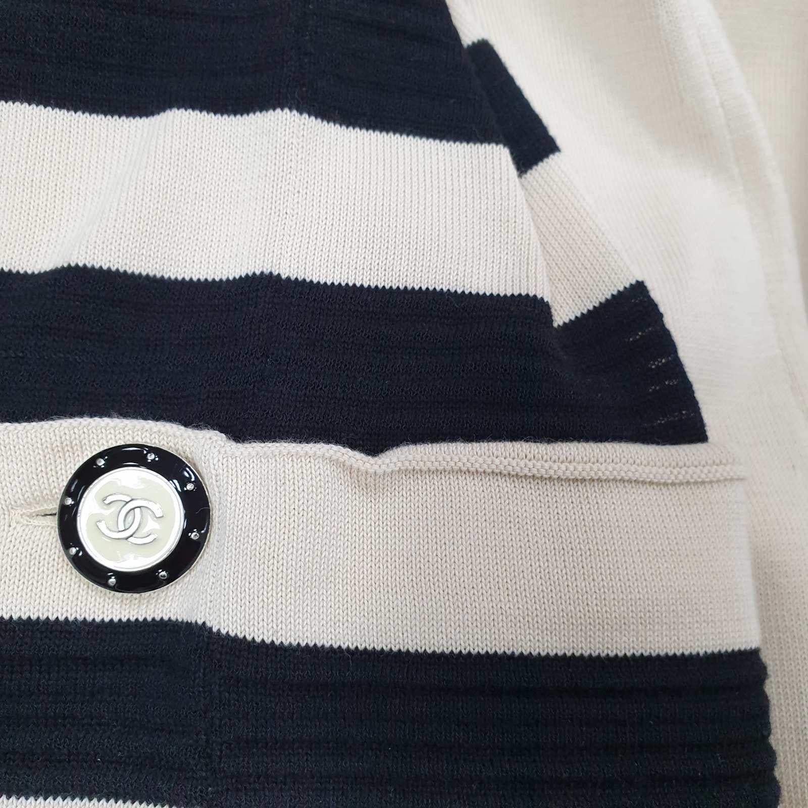 Chanel 14C 2014 Cruise Gondola CC Logo Button Knit Dress For Sale 1