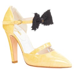 CHANEL 14C butter yellow patent leather CC logo bow maryjane pumps EU37.5