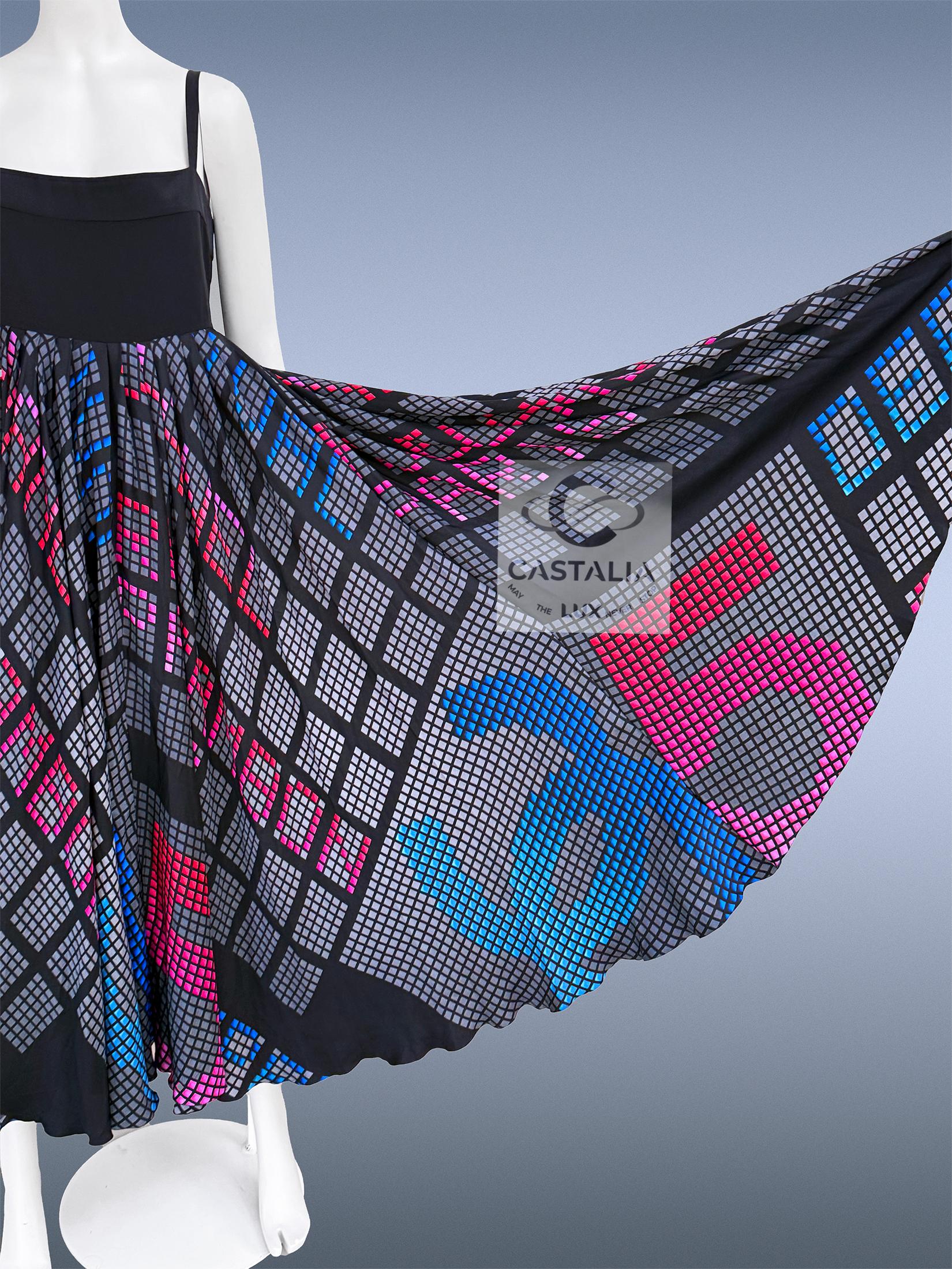 CHANEL 14K$ Airlines CC LOgo Maxi Silk Dress 40 FR en vente 11